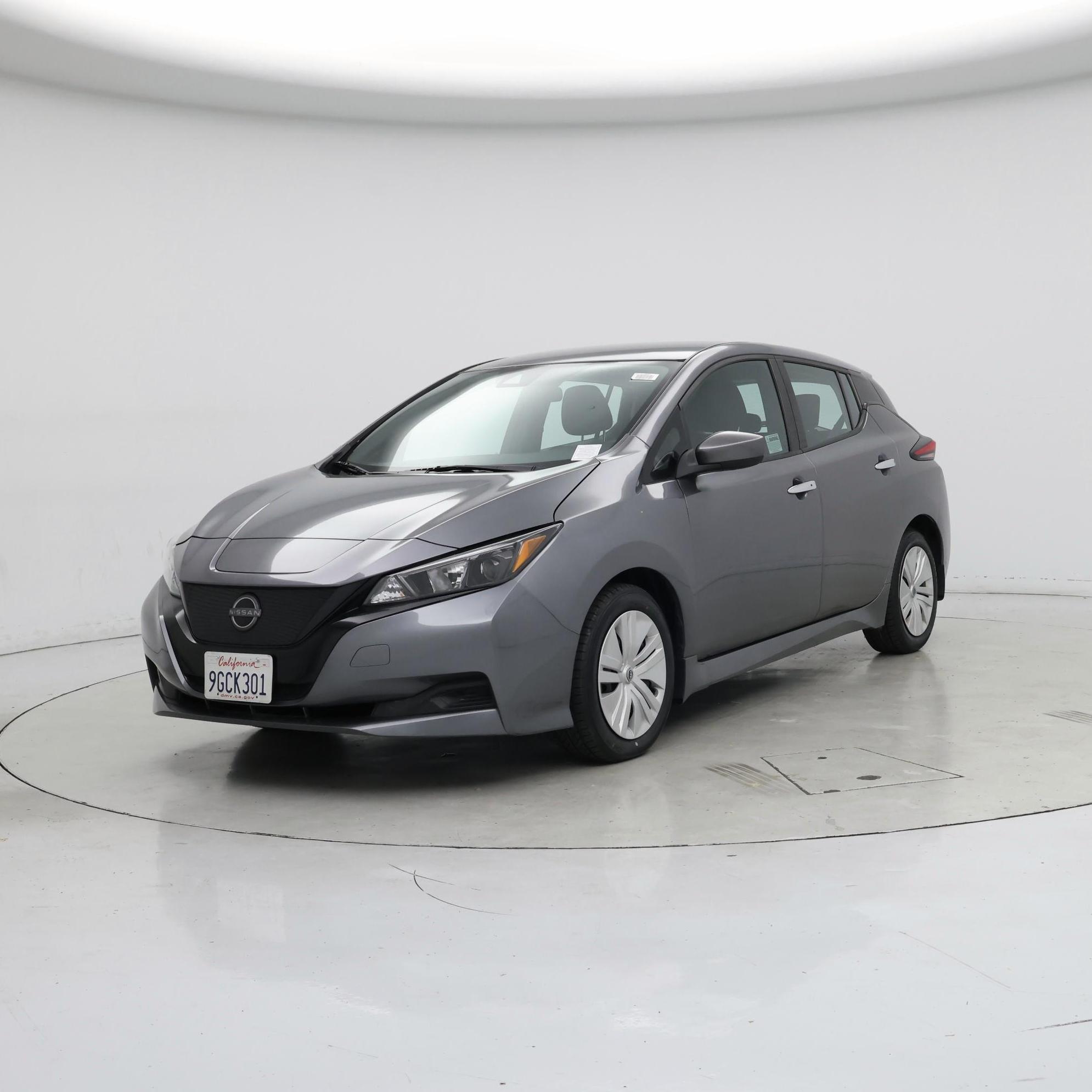 Thumbnail: 2023 Nissan Leaf - 4