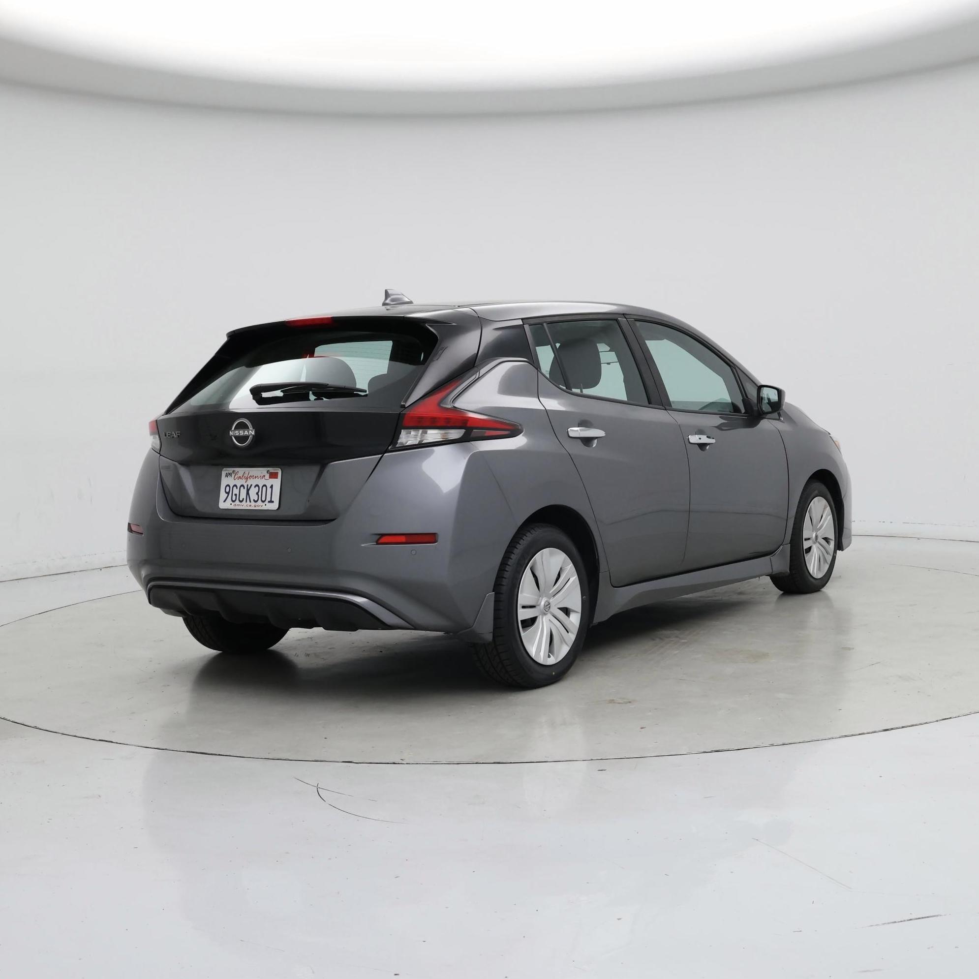 Thumbnail: 2023 Nissan Leaf - 8