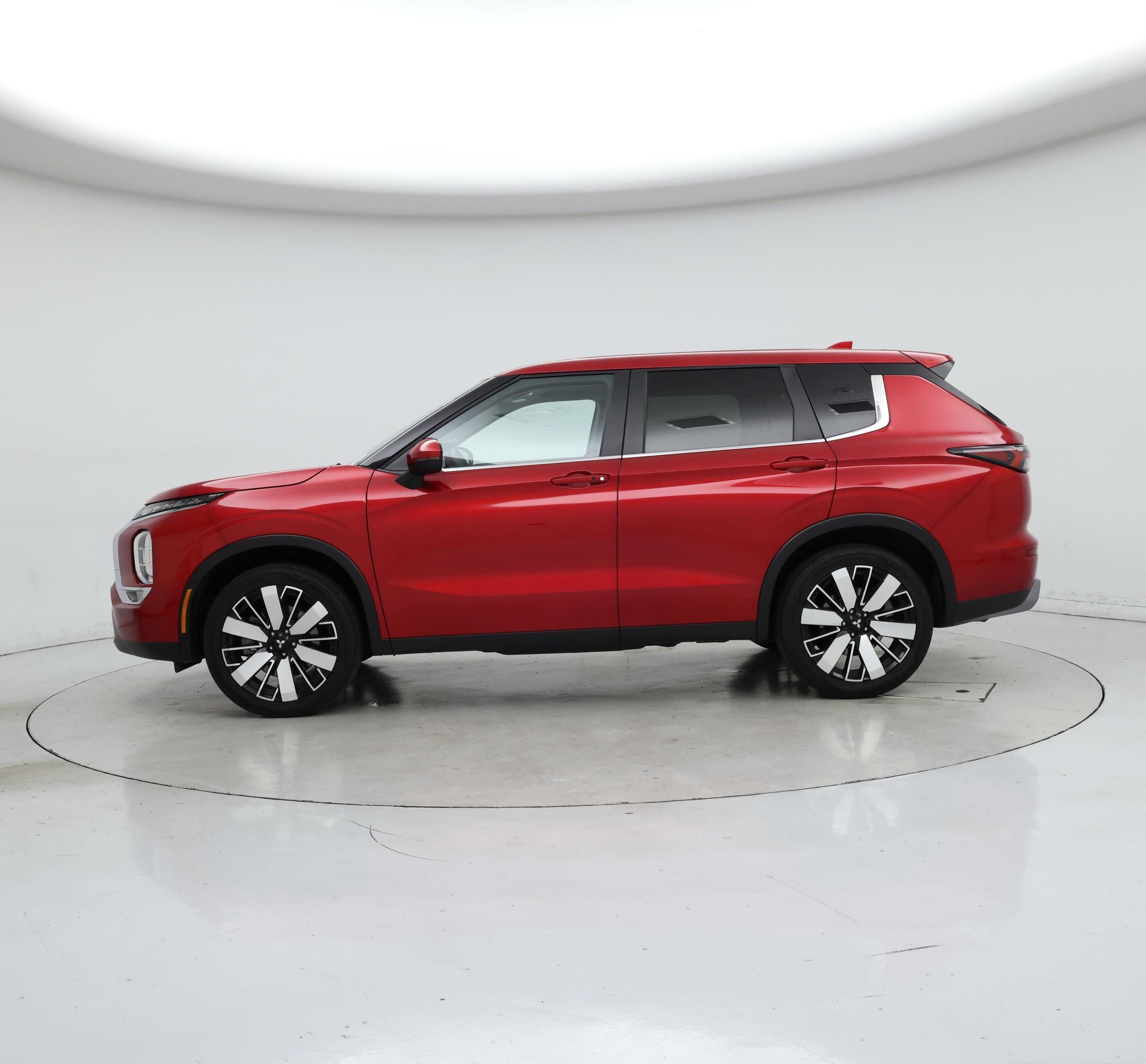 Thumbnail: 2025 Mitsubishi Outlander - 3