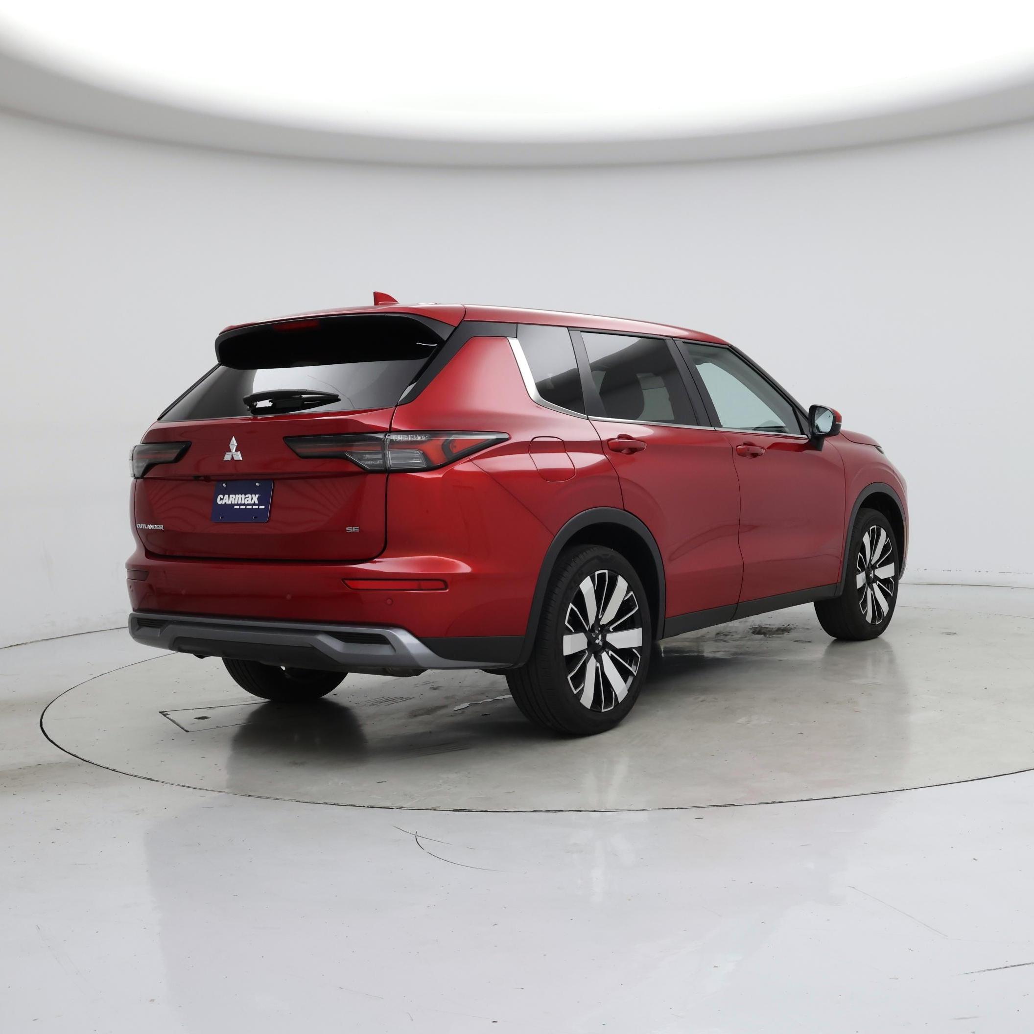 Thumbnail: 2025 Mitsubishi Outlander - 8