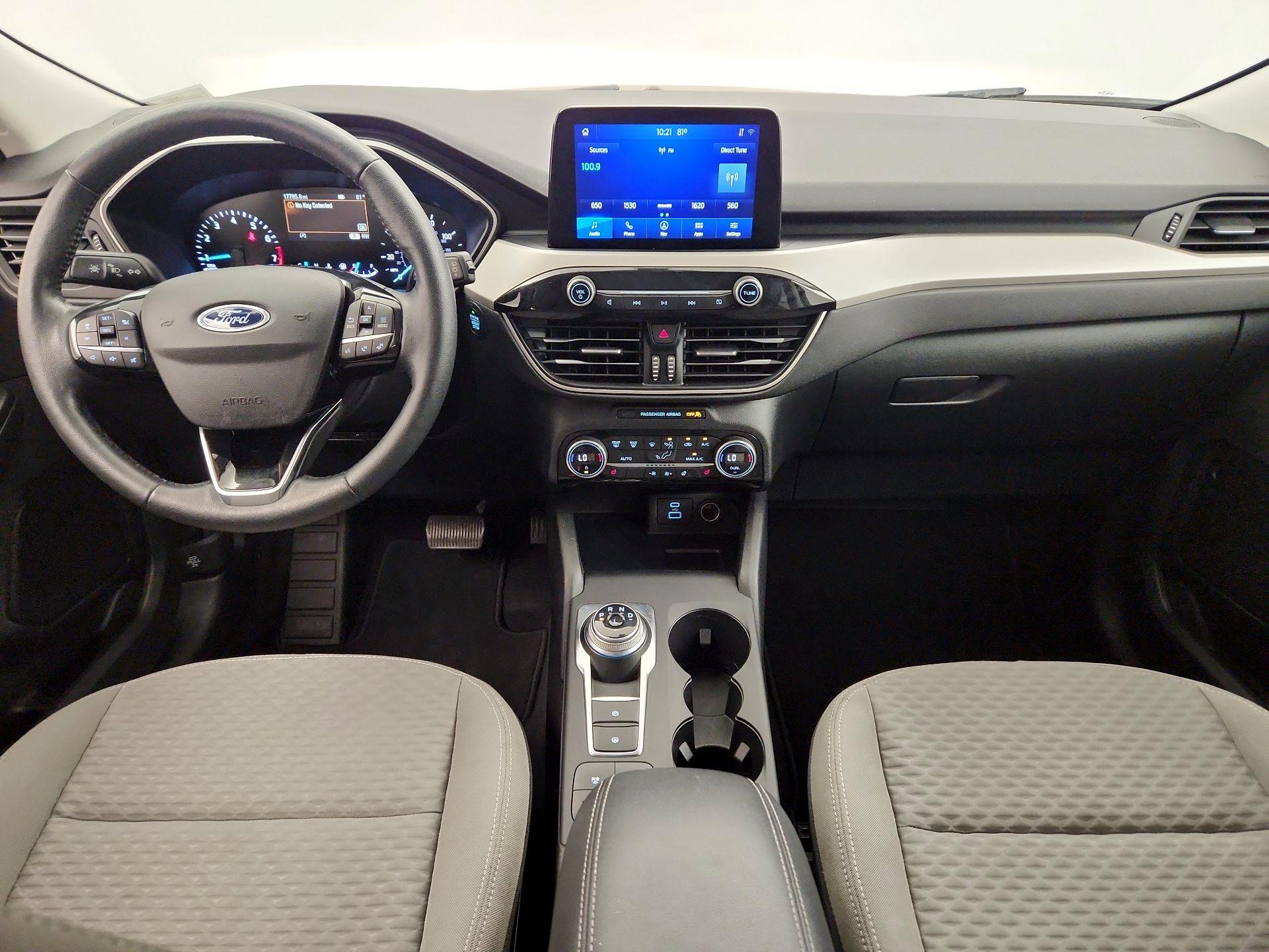 Thumbnail: 2021 Ford Escape - 9