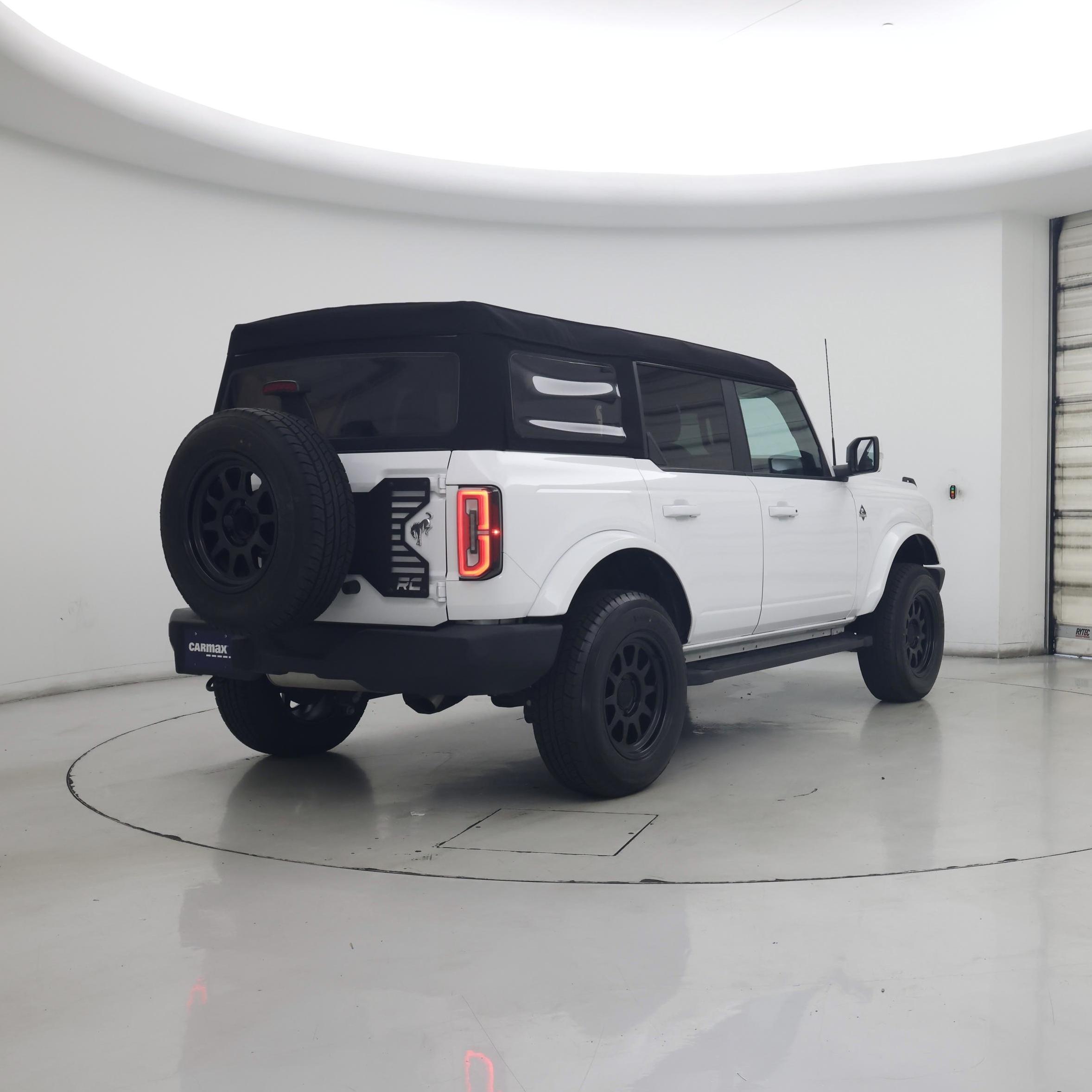 Thumbnail: 2022 Ford Bronco - 8