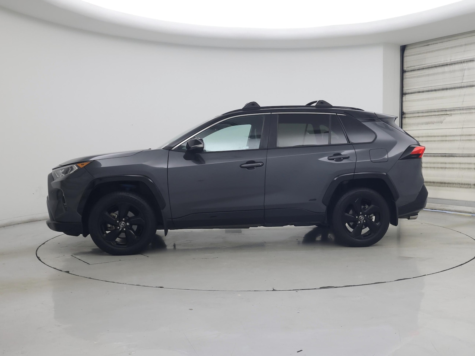 2021 Toyota RAV4 XSE - Photo 4