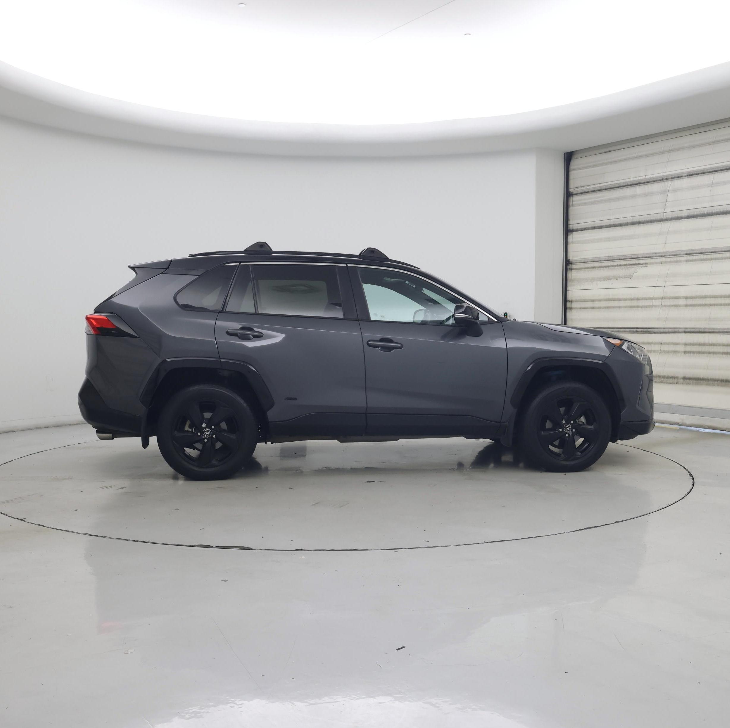 Thumbnail: 2021 Toyota RAV4 - 7