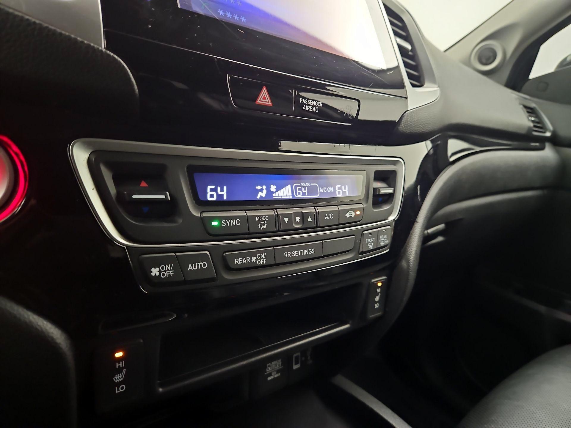 Thumbnail: 2019 Honda Ridgeline - 17