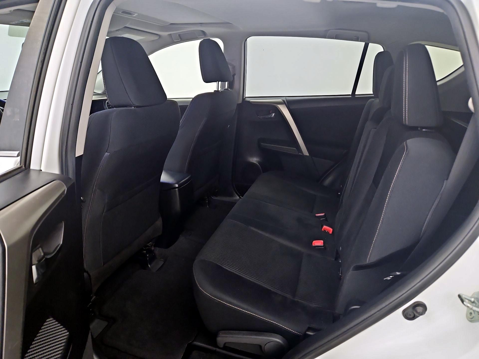 Thumbnail: 2014 Toyota RAV4 - 20