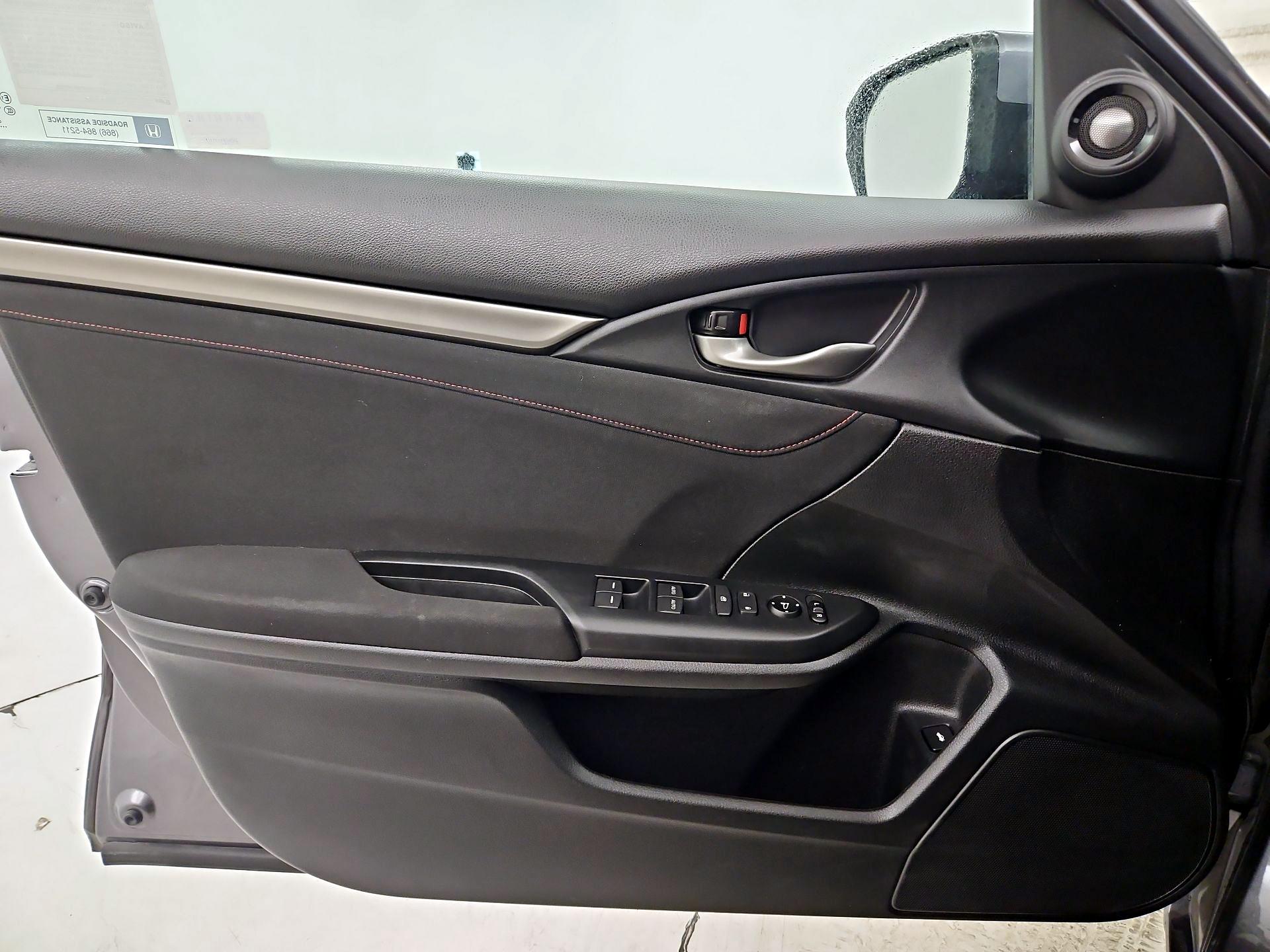 Thumbnail: 2018 Honda Civic - 12