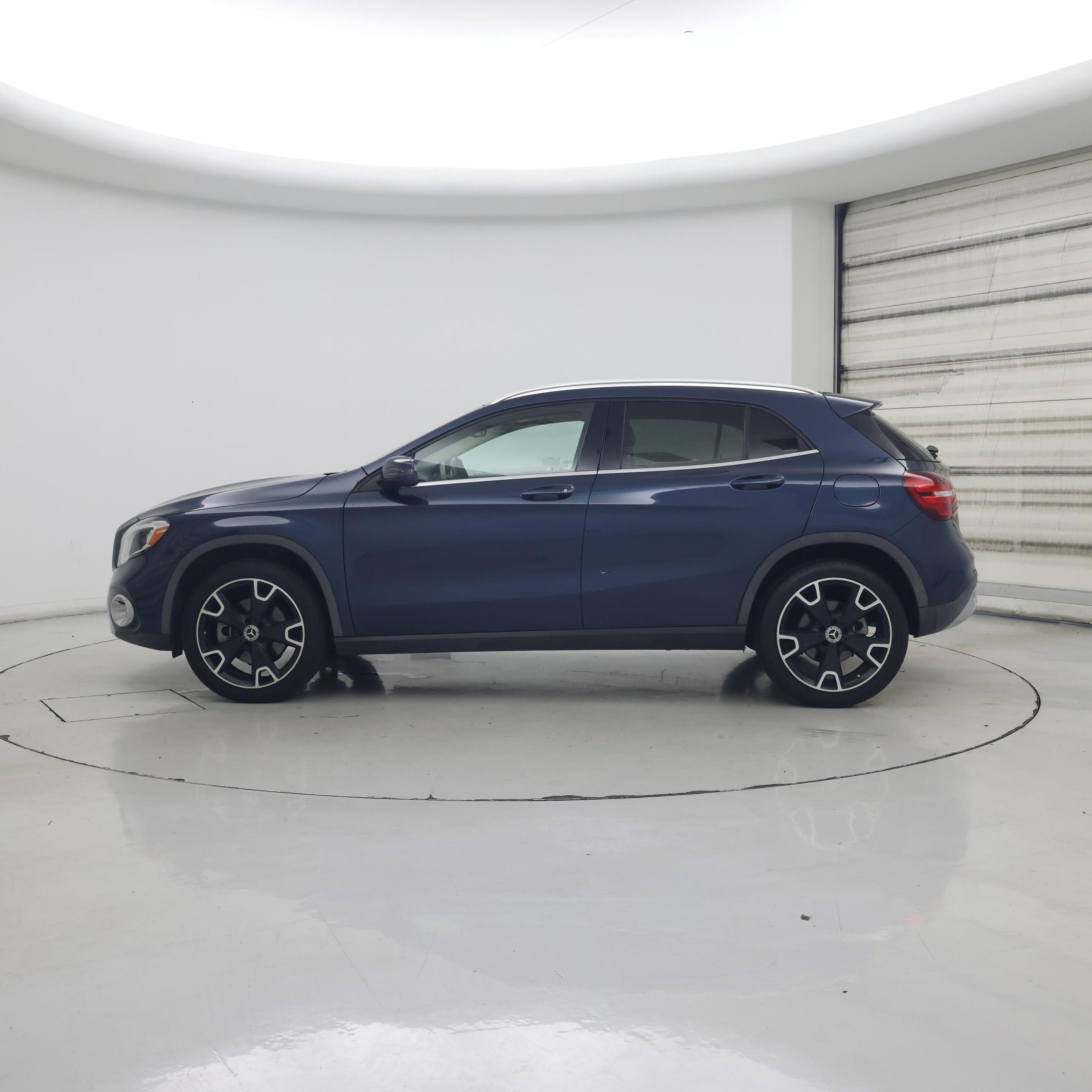 Thumbnail: 2019 Mercedes-Benz GLA - 3