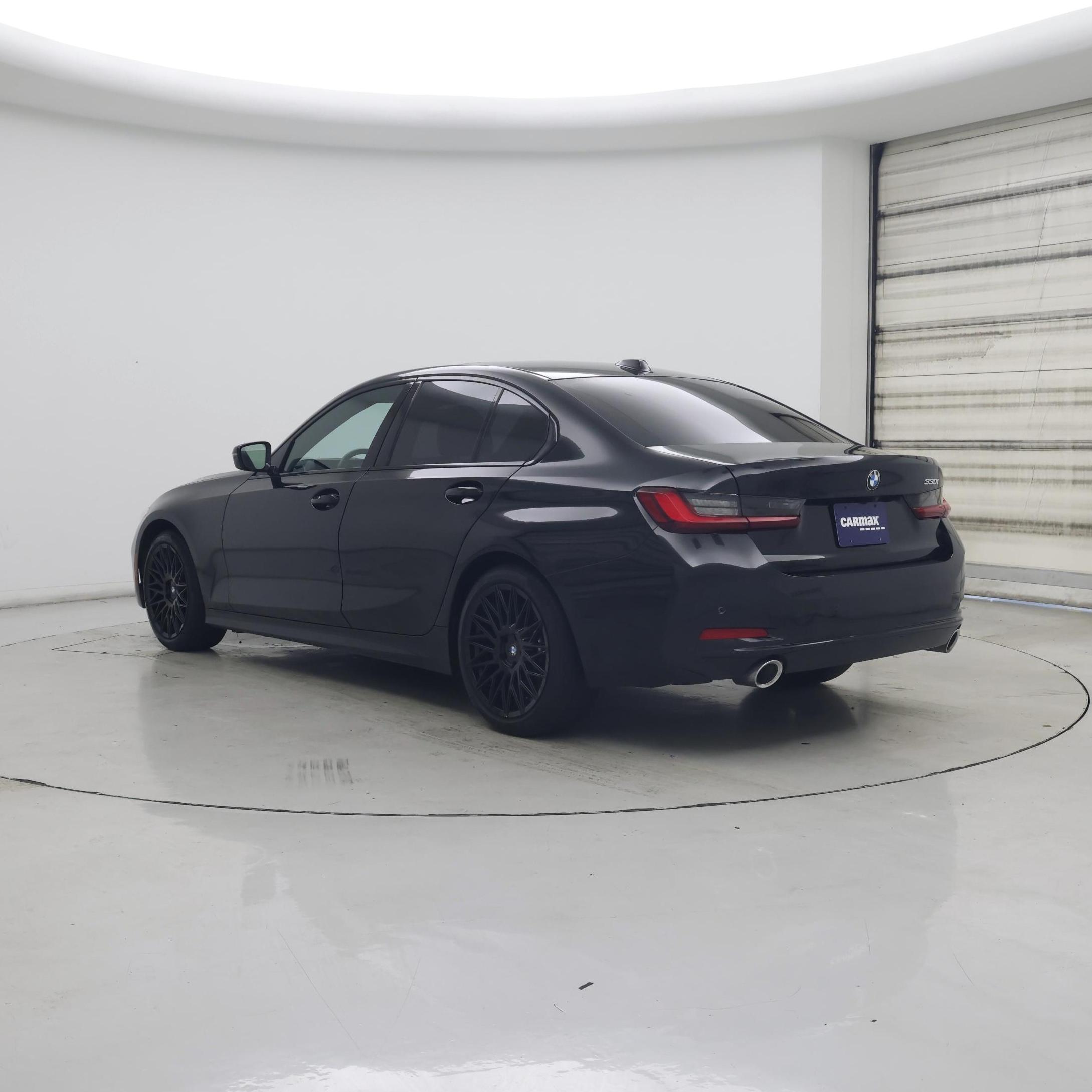 Thumbnail: 2023 BMW 3 Series - 2
