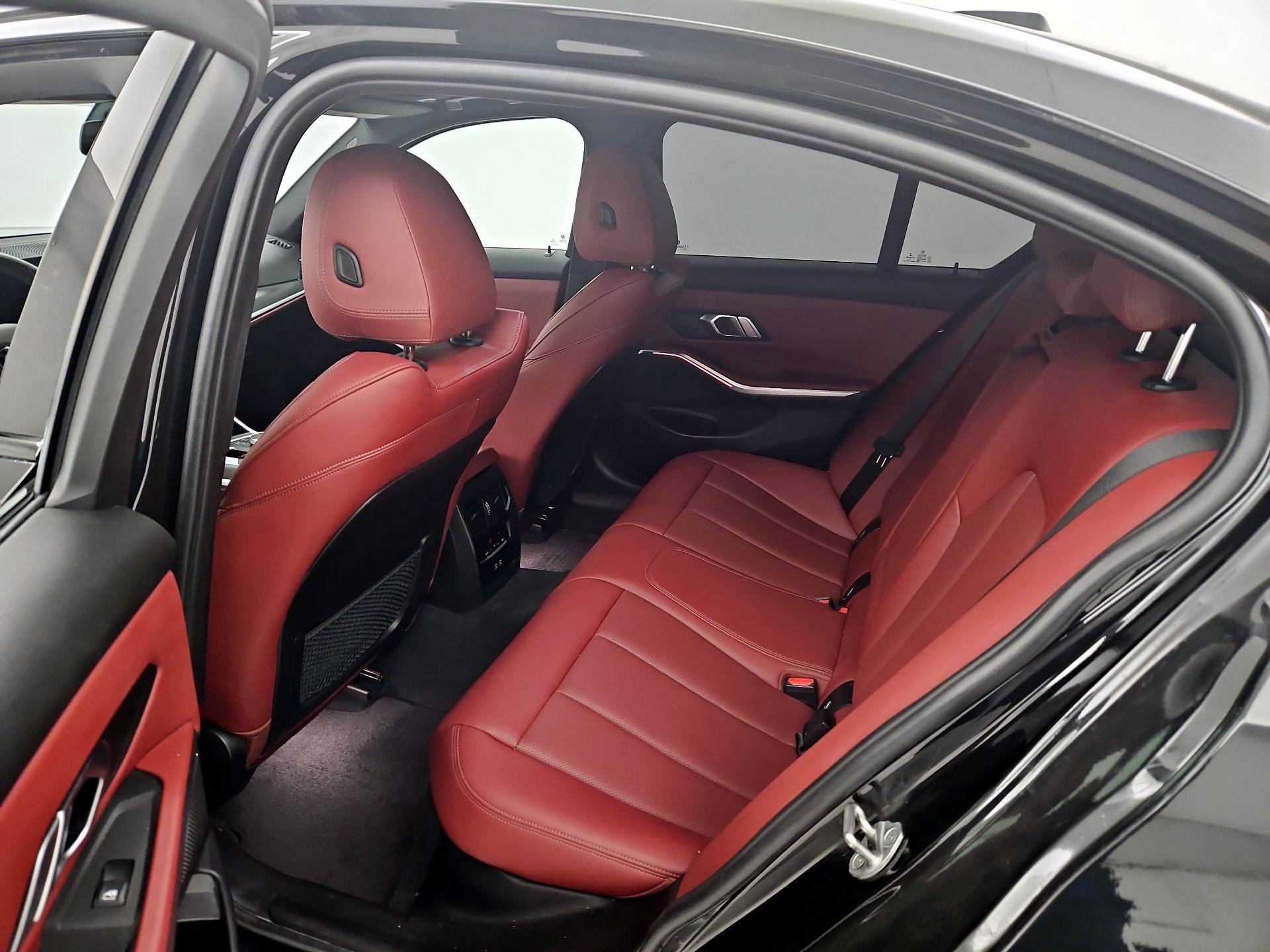 Thumbnail: 2023 BMW 3 Series - 20