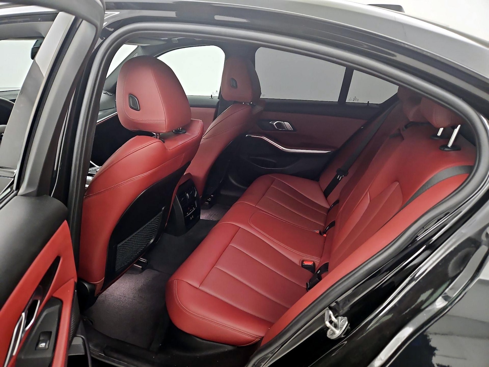 2023 BMW 3 Series 330i - Photo 21
