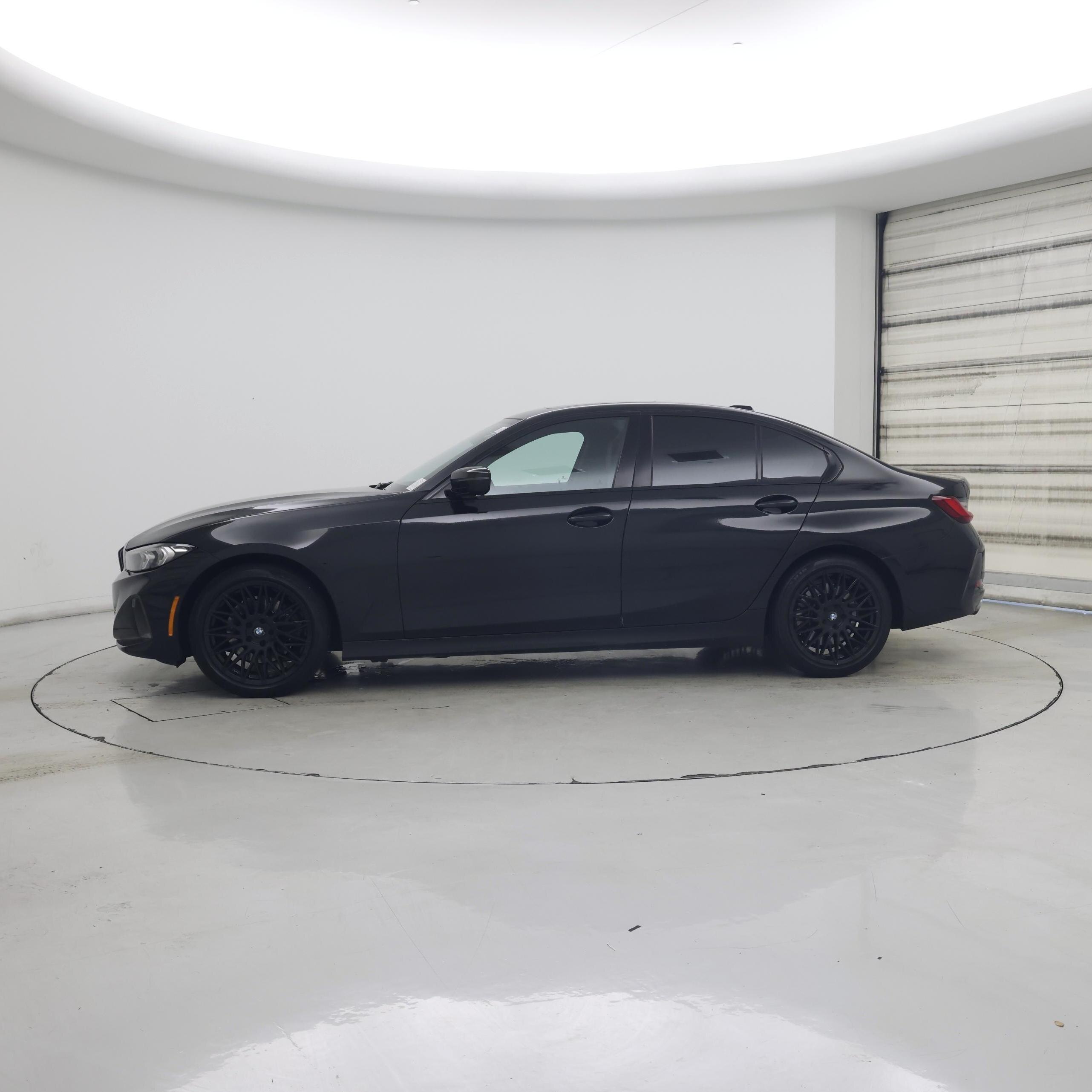 Thumbnail: 2023 BMW 3 Series - 3