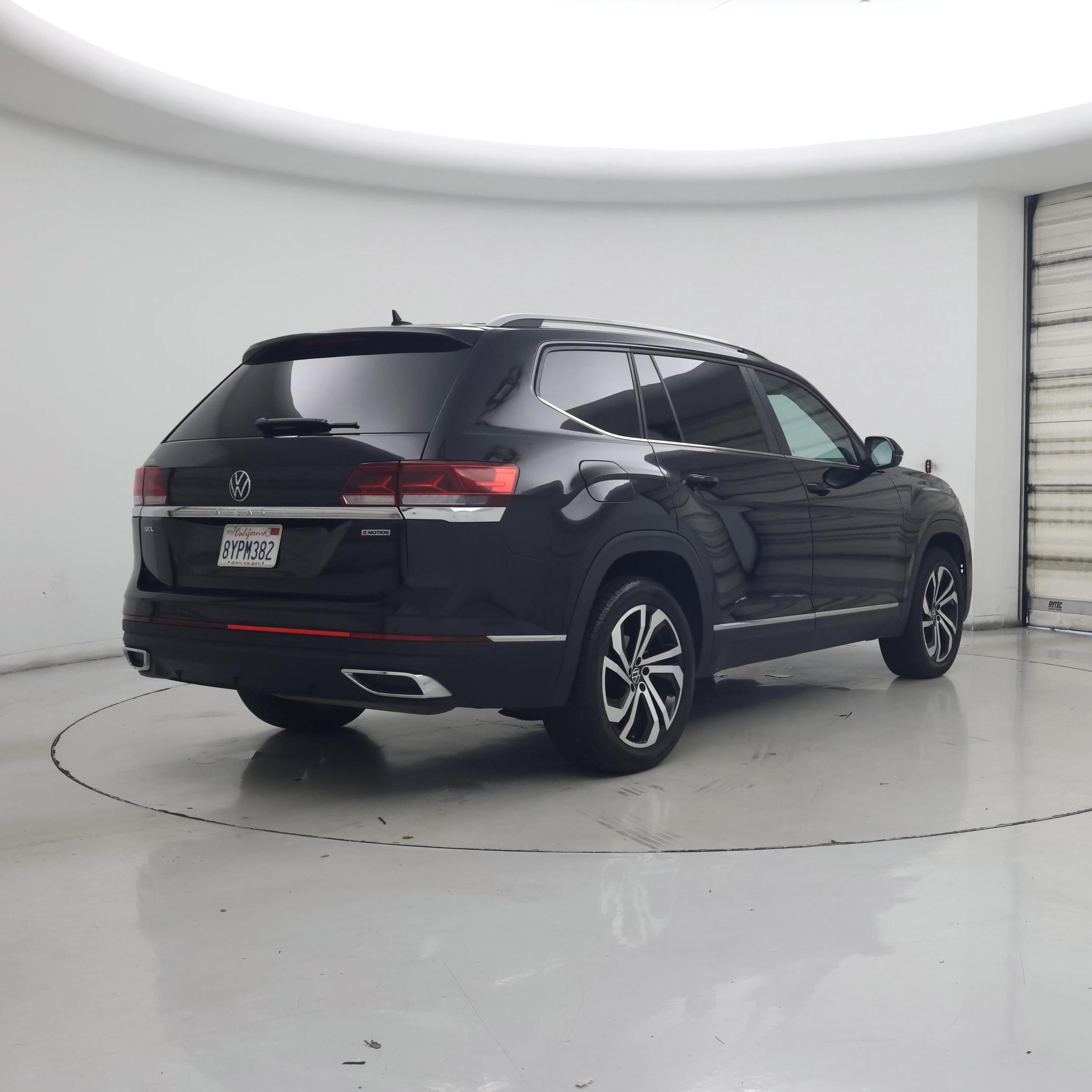 Thumbnail: 2022 Volkswagen Atlas - 8