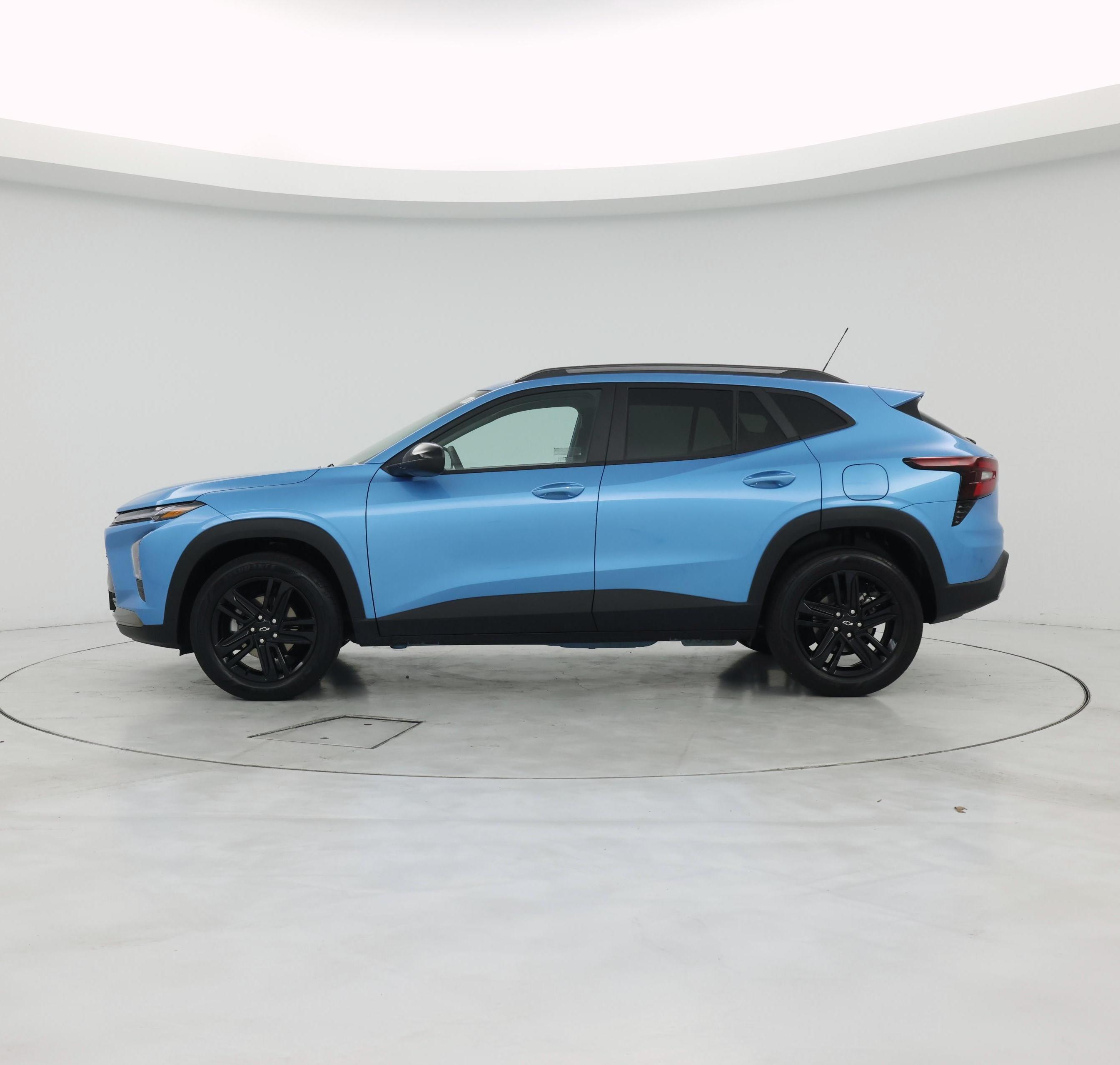 Thumbnail: 2025 Chevrolet Trax - 3