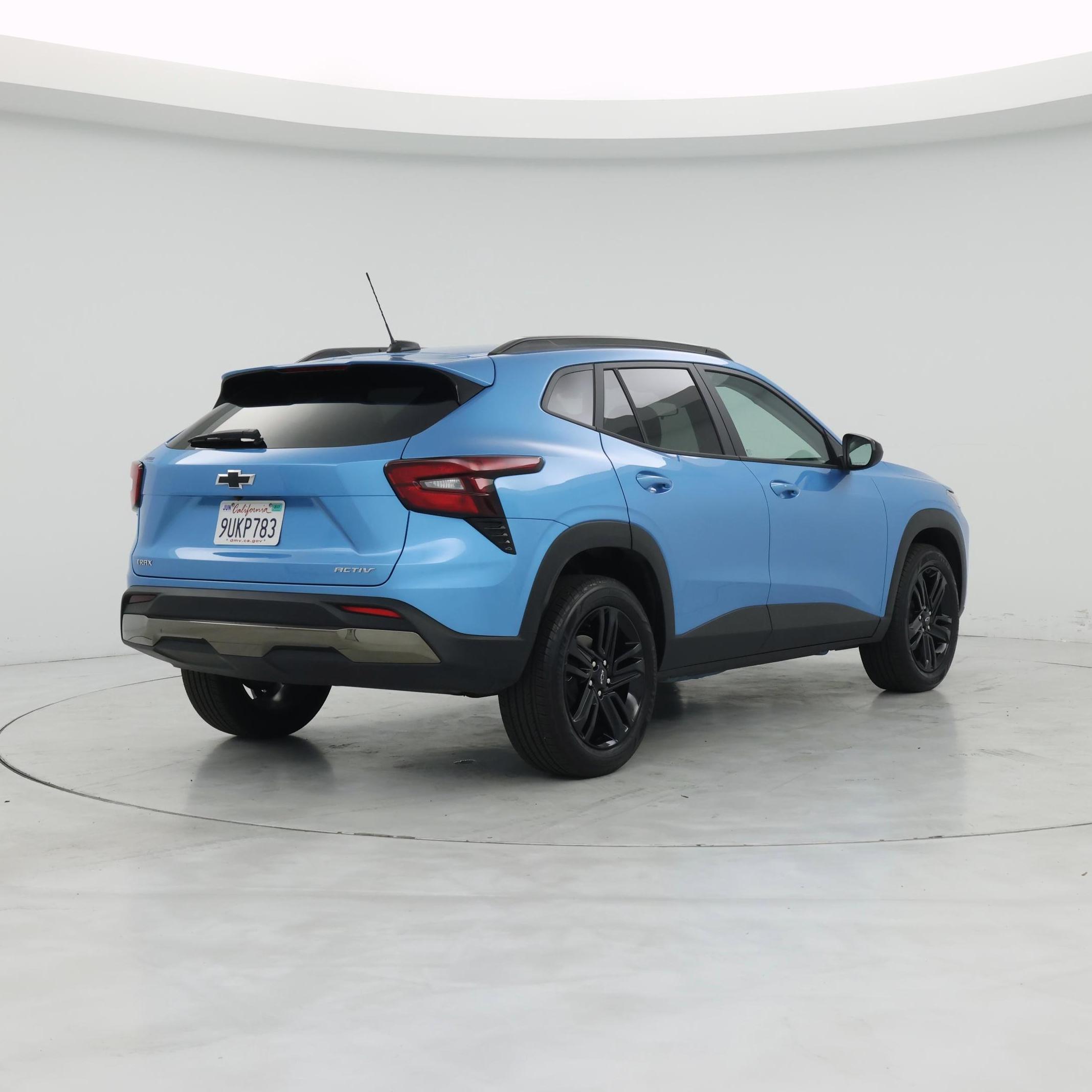 Thumbnail: 2025 Chevrolet Trax - 8