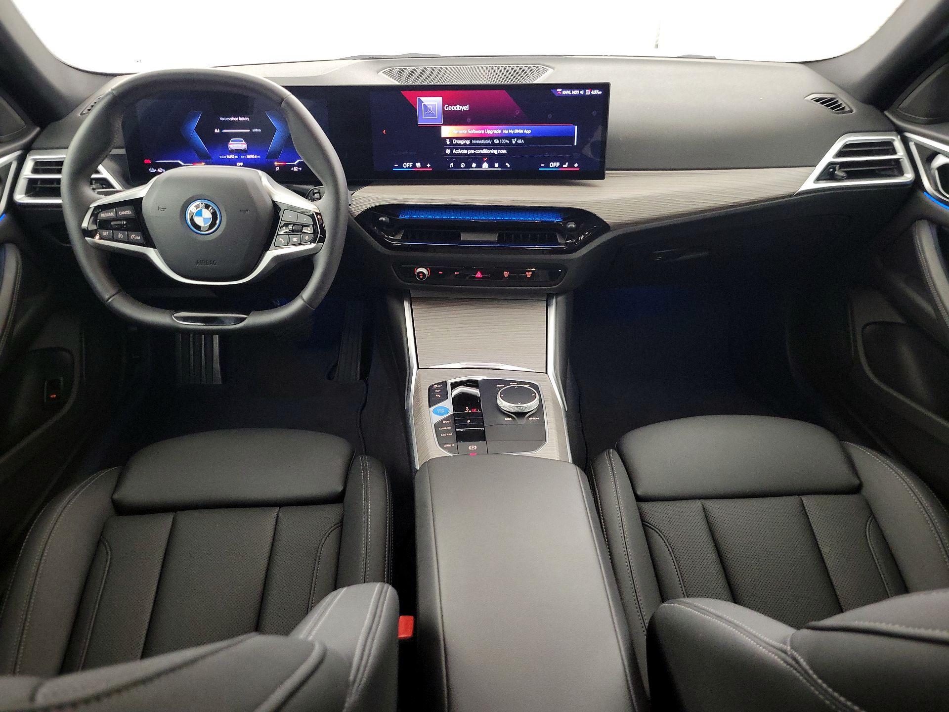 Thumbnail: 2025 BMW i4 - 9
