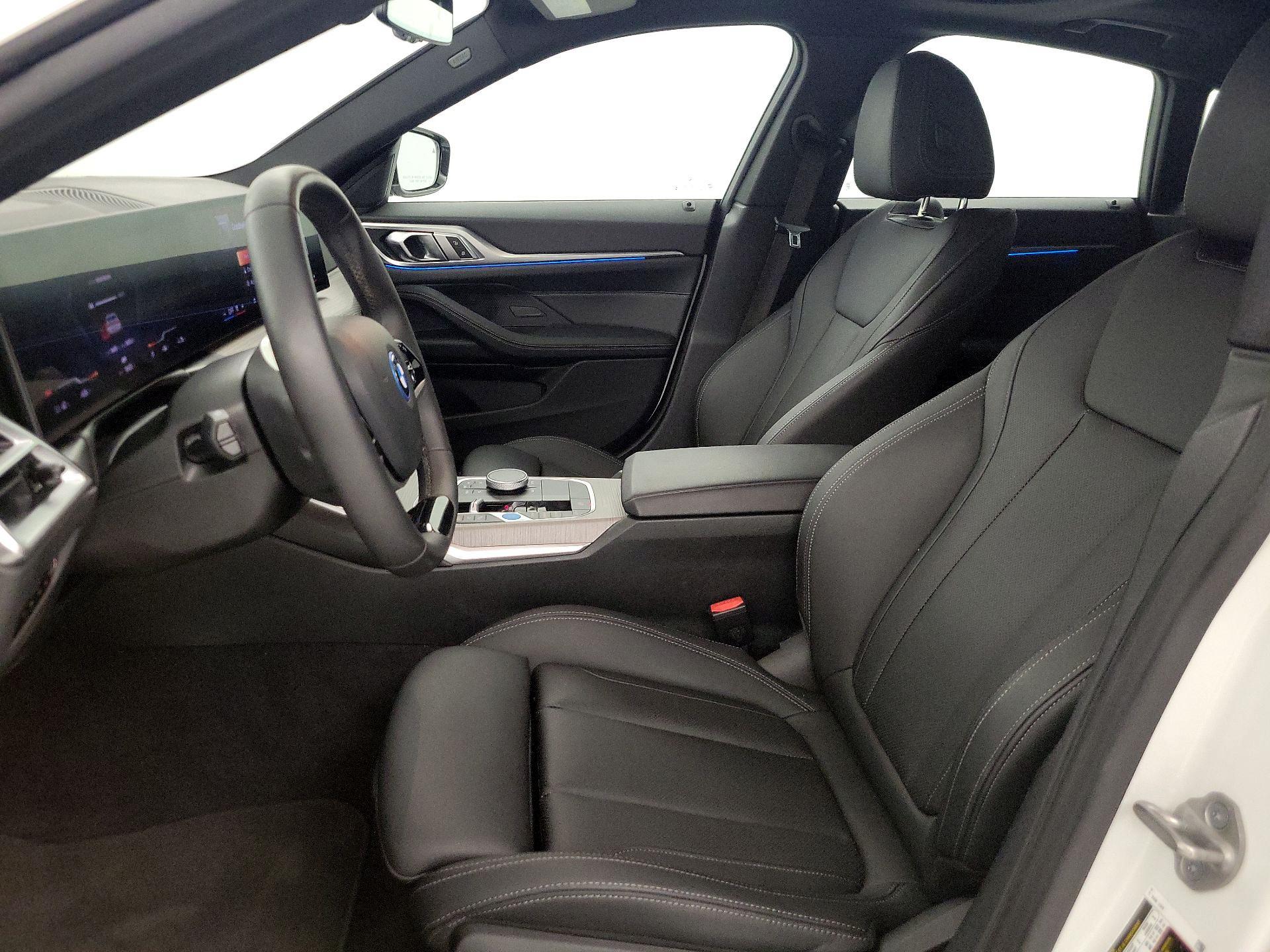 Thumbnail: 2025 BMW i4 - 11