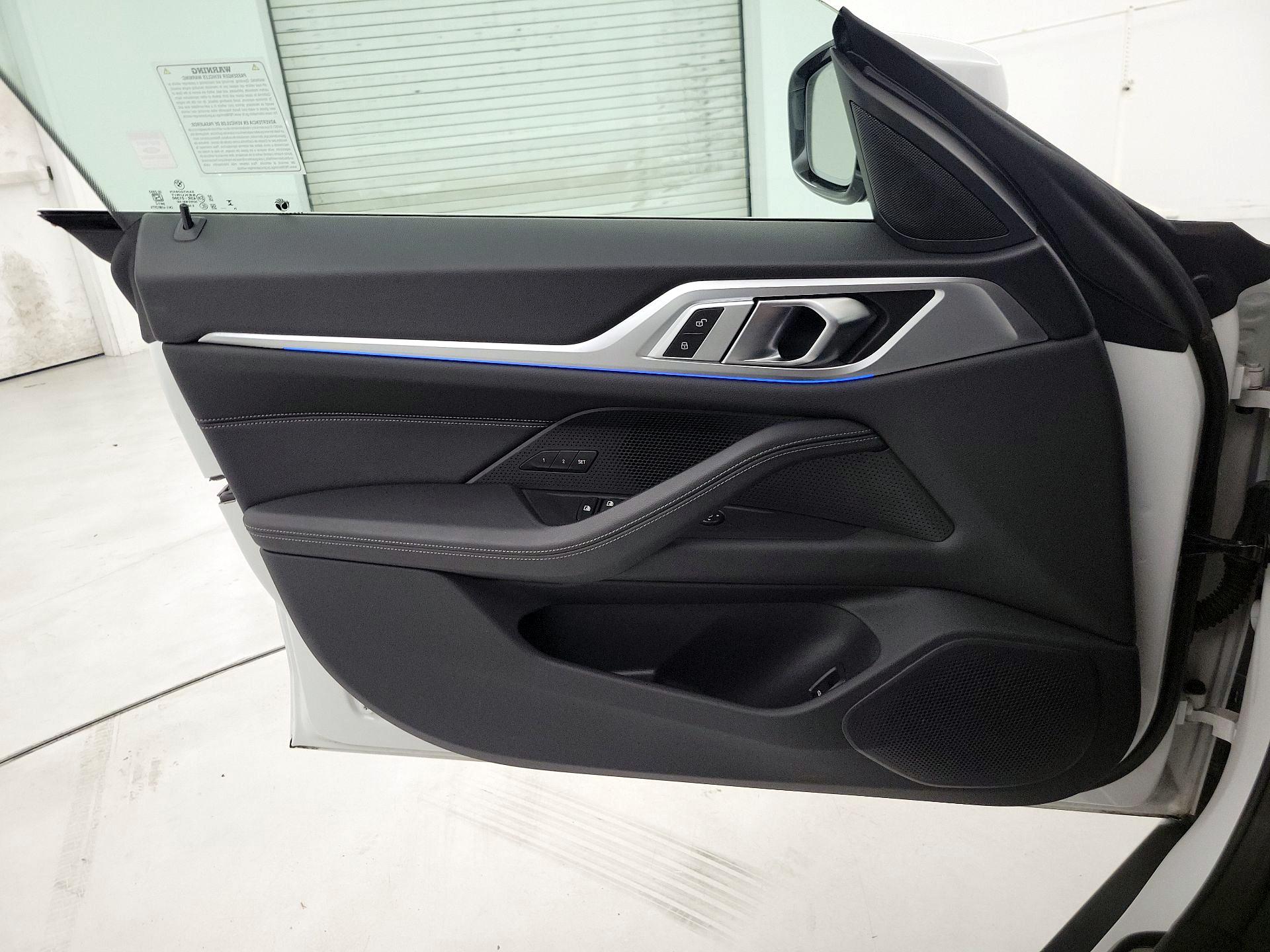 Thumbnail: 2025 BMW i4 - 12