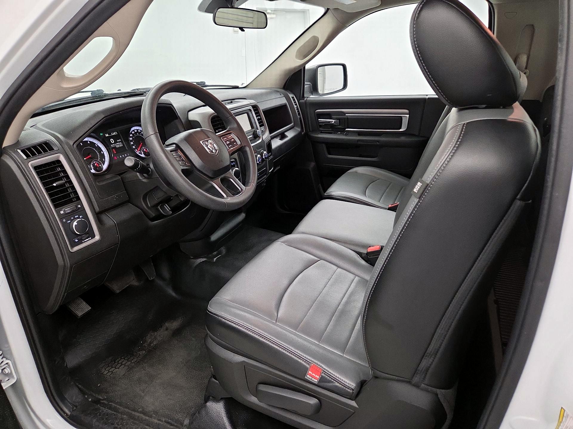 Thumbnail: 2023 RAM 1500 Classic - 11