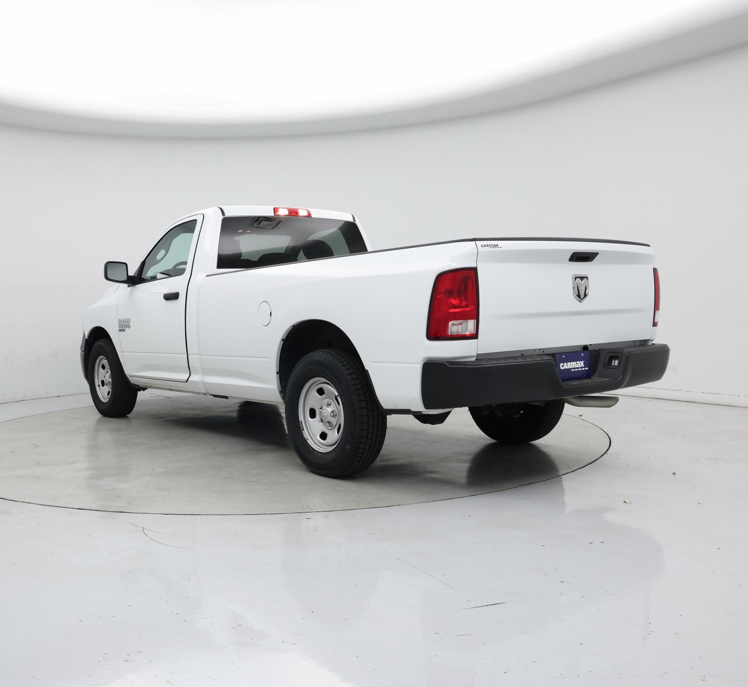 Thumbnail: 2023 RAM 1500 Classic - 2