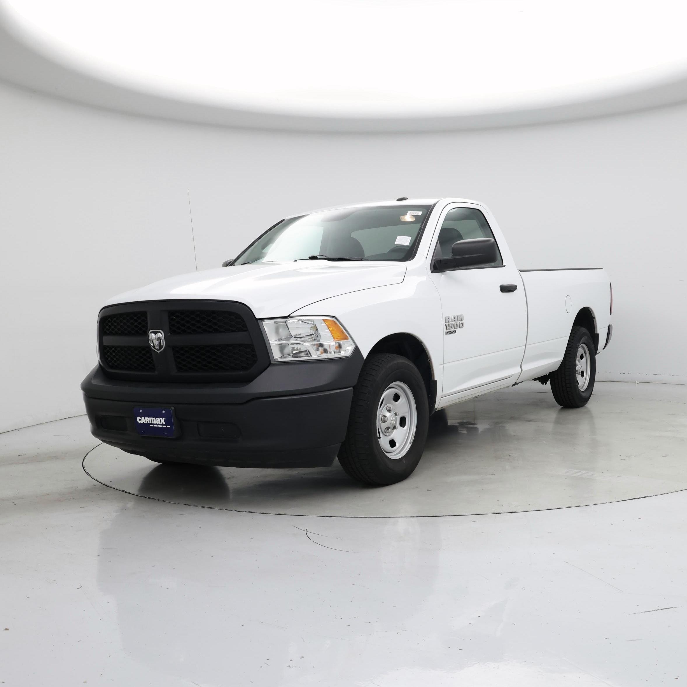 Thumbnail: 2023 RAM 1500 Classic - 4