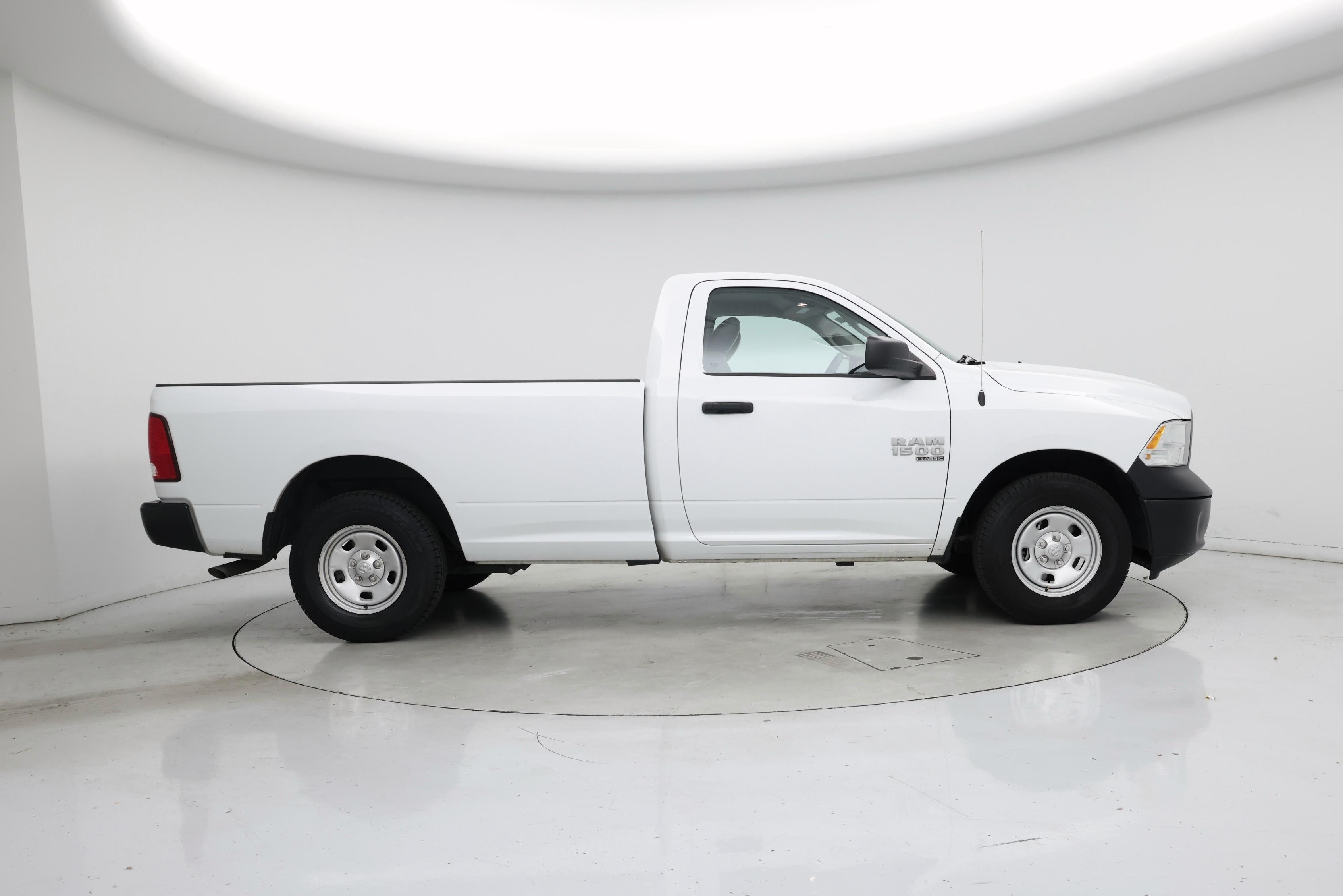 Thumbnail: 2023 RAM 1500 Classic - 7