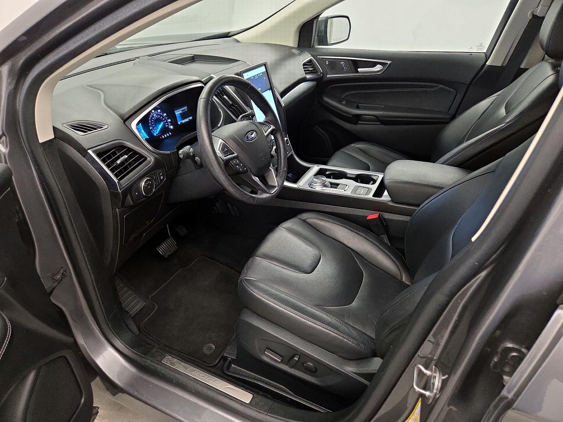 Thumbnail: 2021 Ford Edge - 11