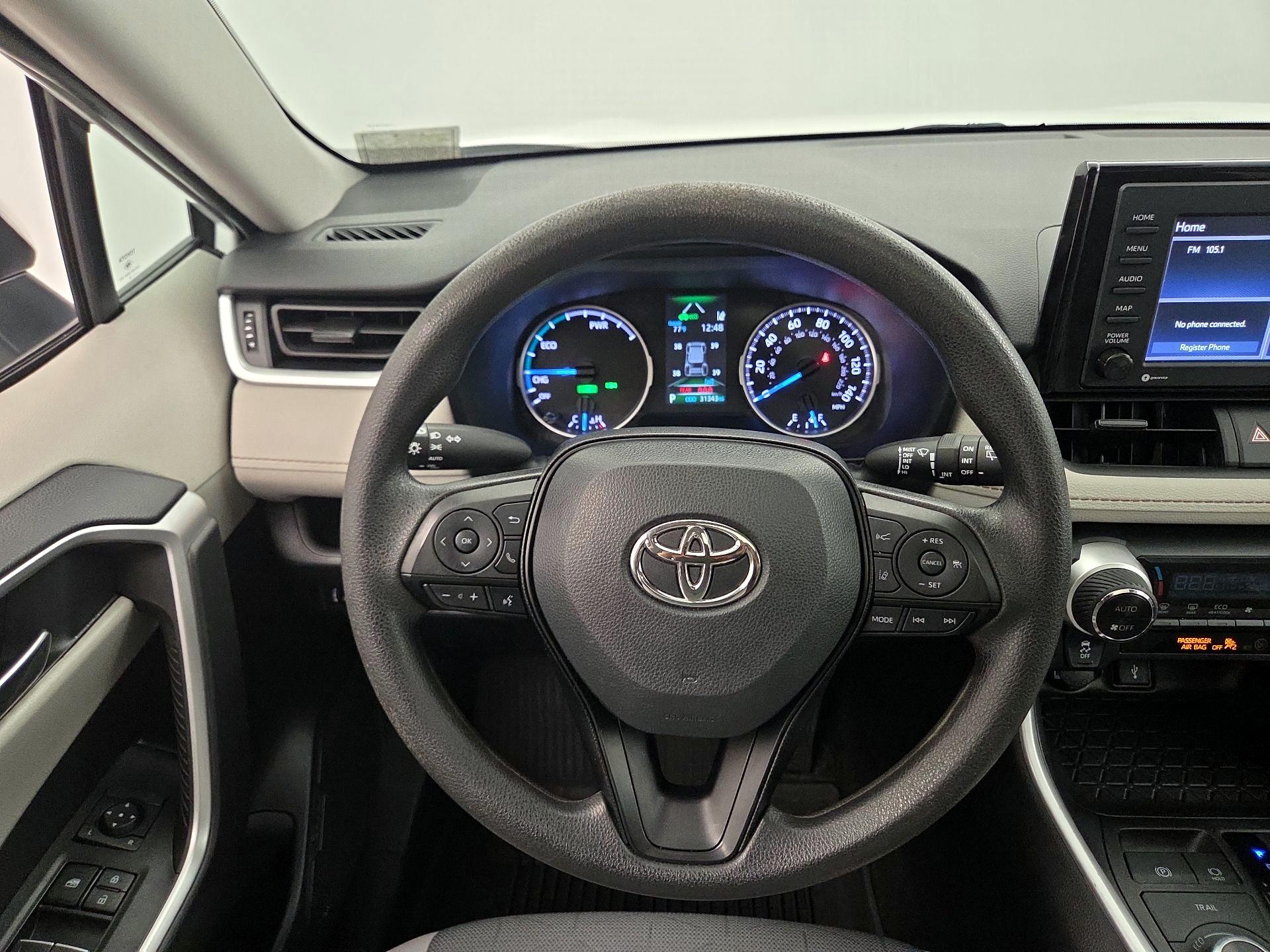 Thumbnail: 2022 Toyota RAV4 - 10