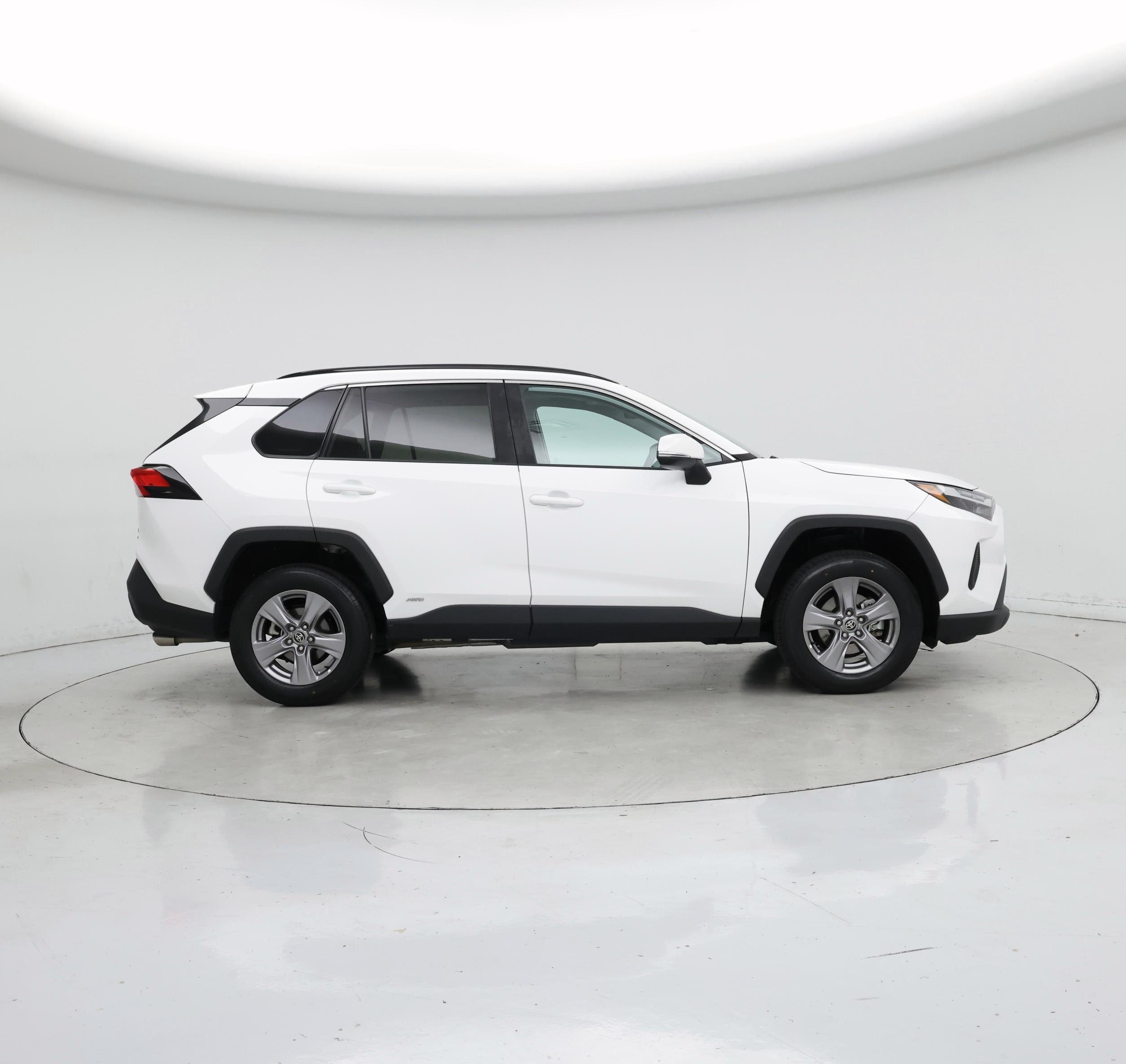Thumbnail: 2022 Toyota RAV4 - 7