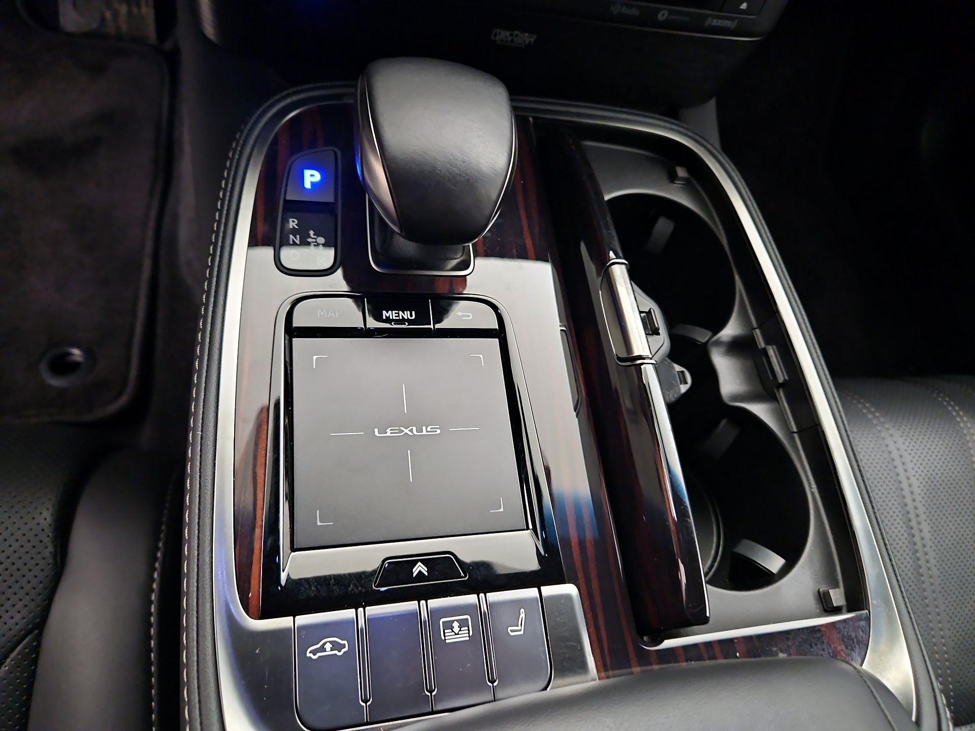 Thumbnail: 2018 Lexus LS - 18