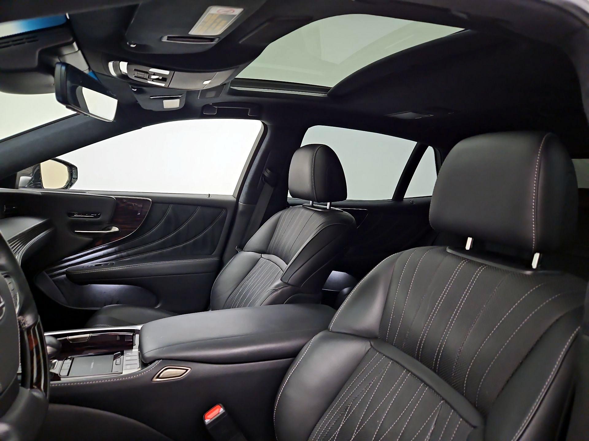 Thumbnail: 2018 Lexus LS - 20