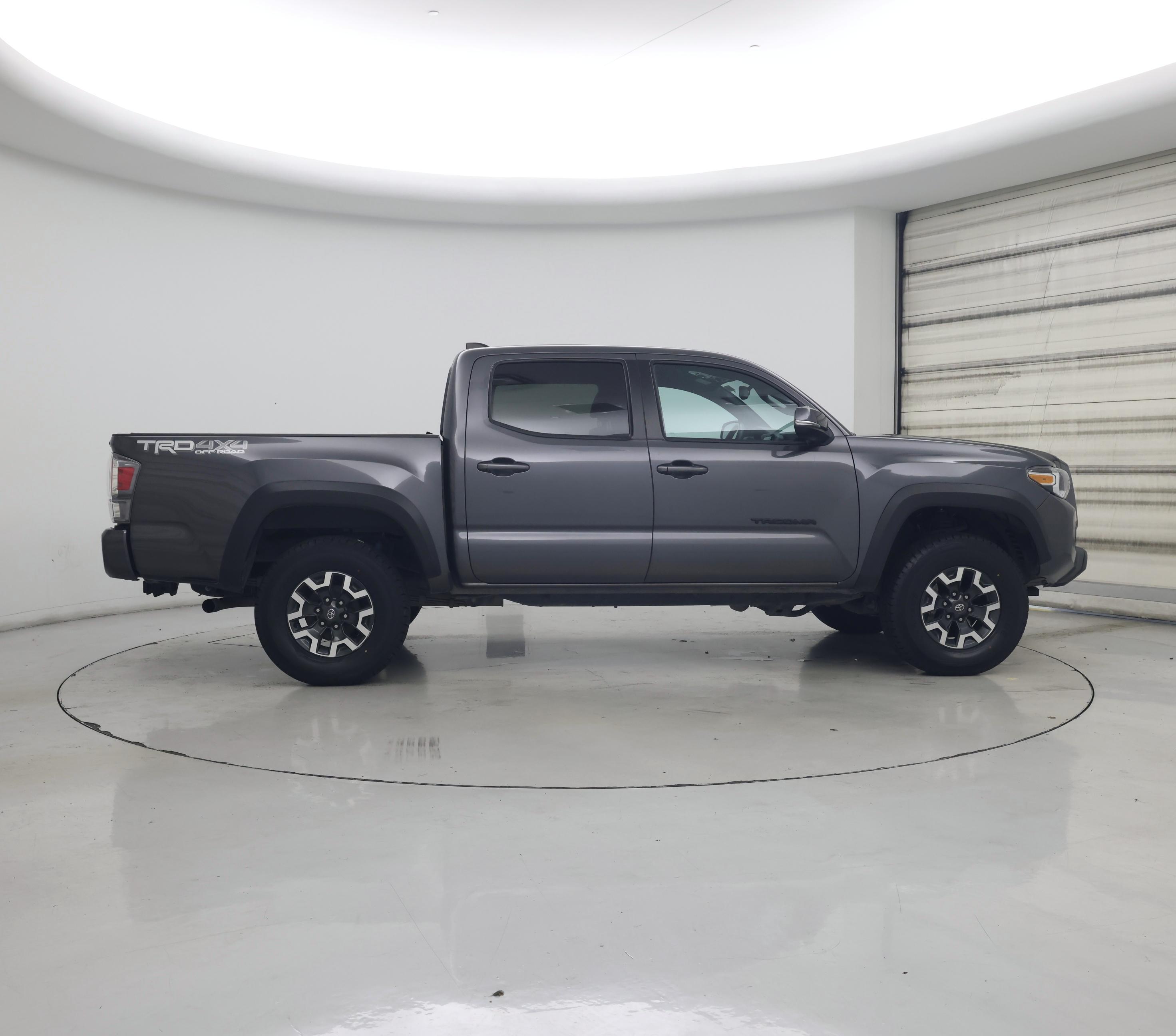 Thumbnail: 2021 Toyota Tacoma - 7