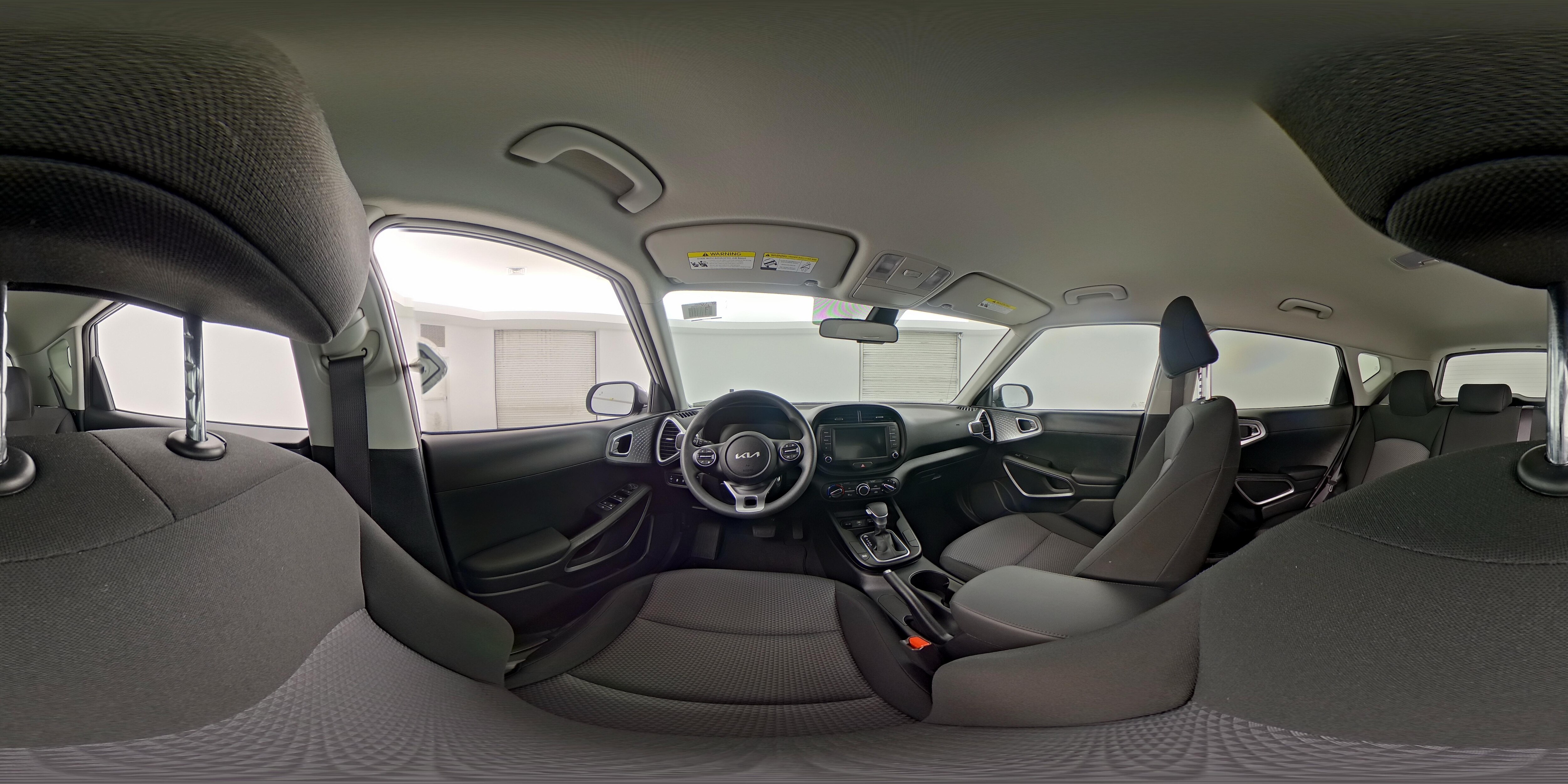 2025 Kia Soul LX - Photo 26