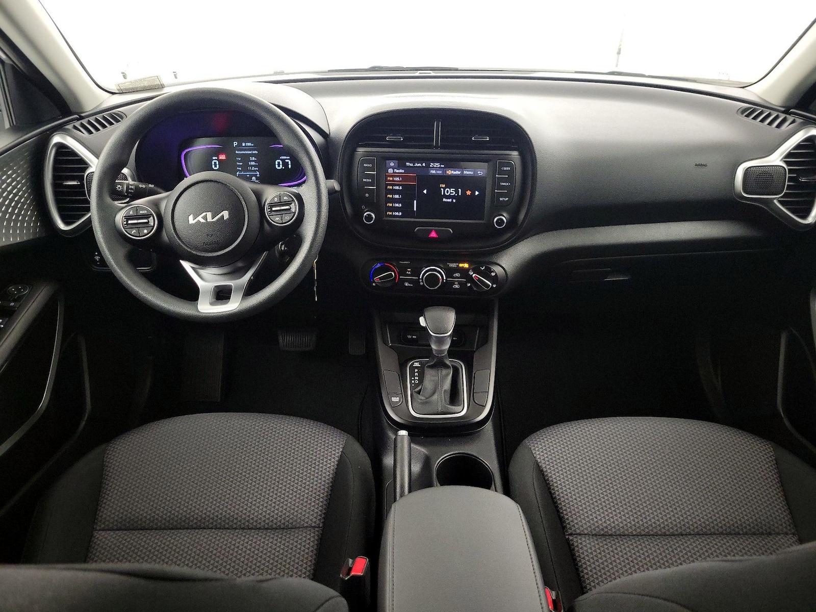 2025 Kia Soul LX - Photo 10