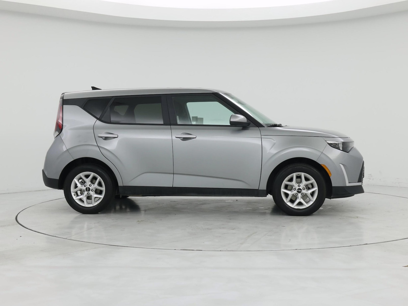 2025 Kia Soul LX - Photo 8