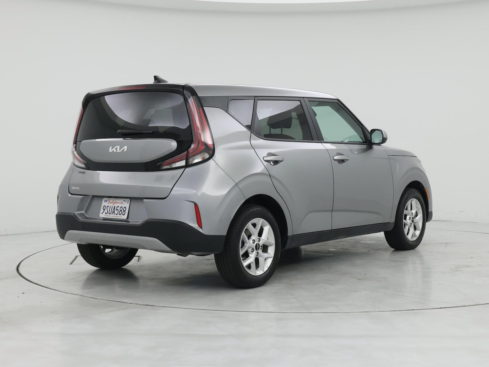 2025 Kia Soul LX - Photo 9