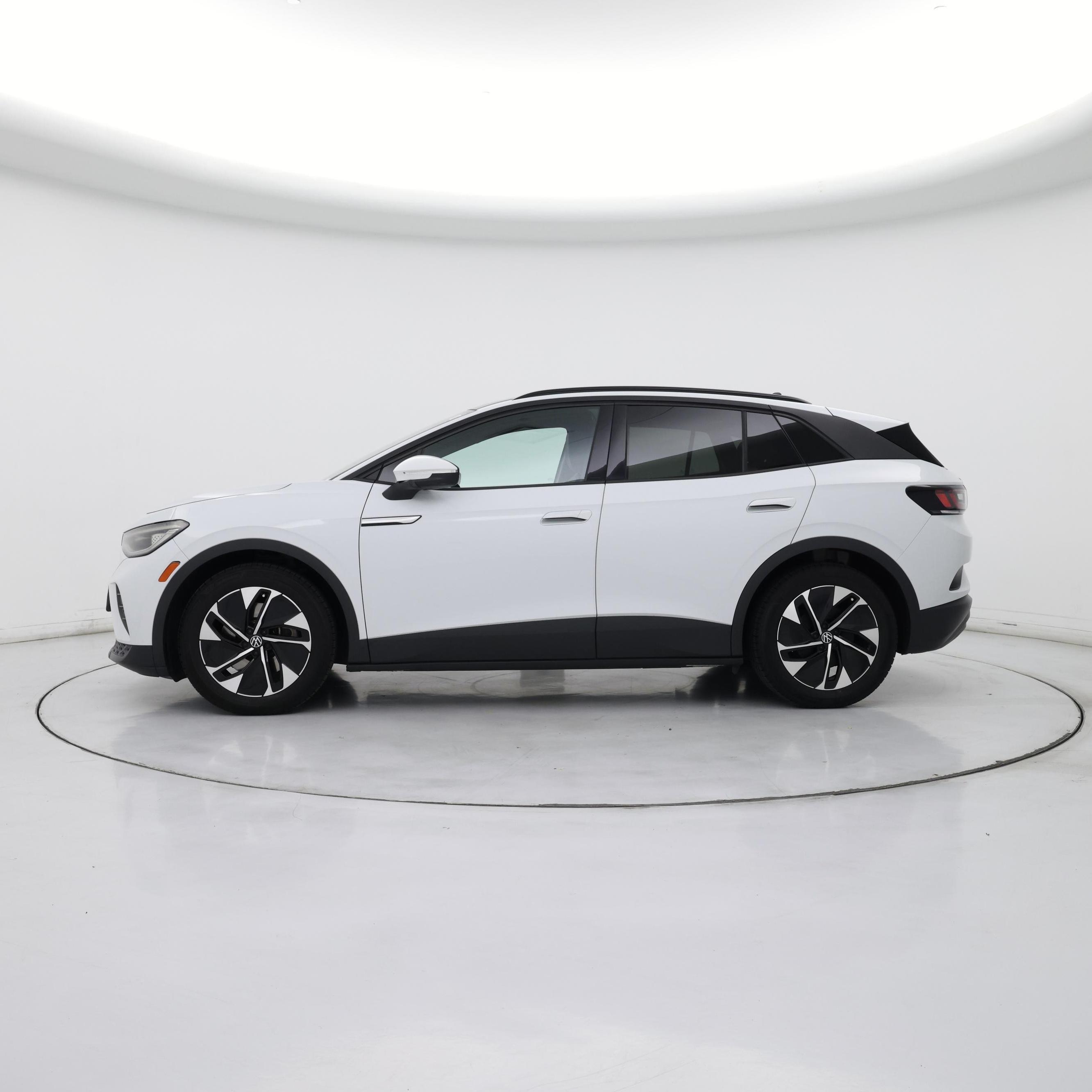 Thumbnail: 2021 Volkswagen ID.4 - 3