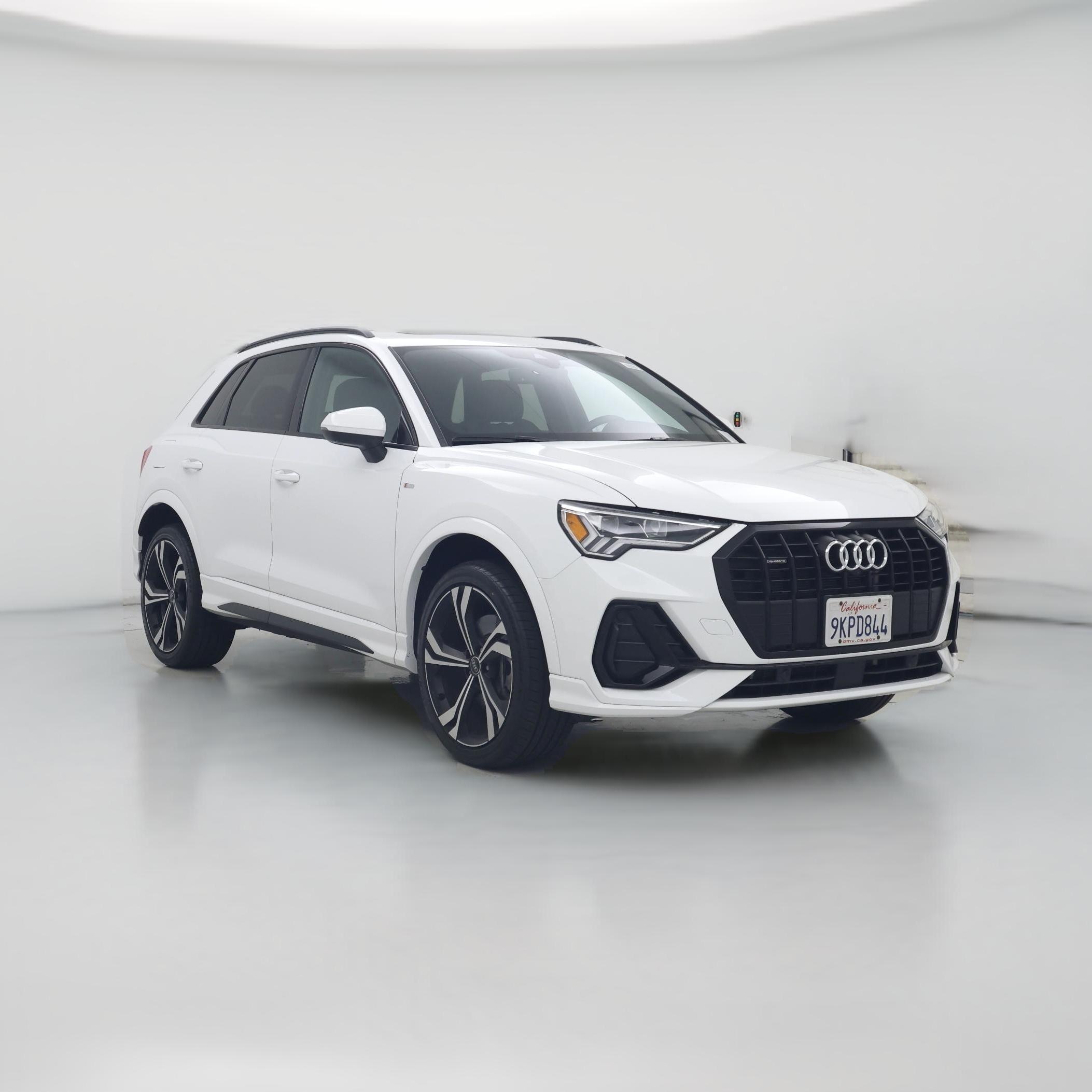Thumbnail: 2024 Audi Q3 - 1