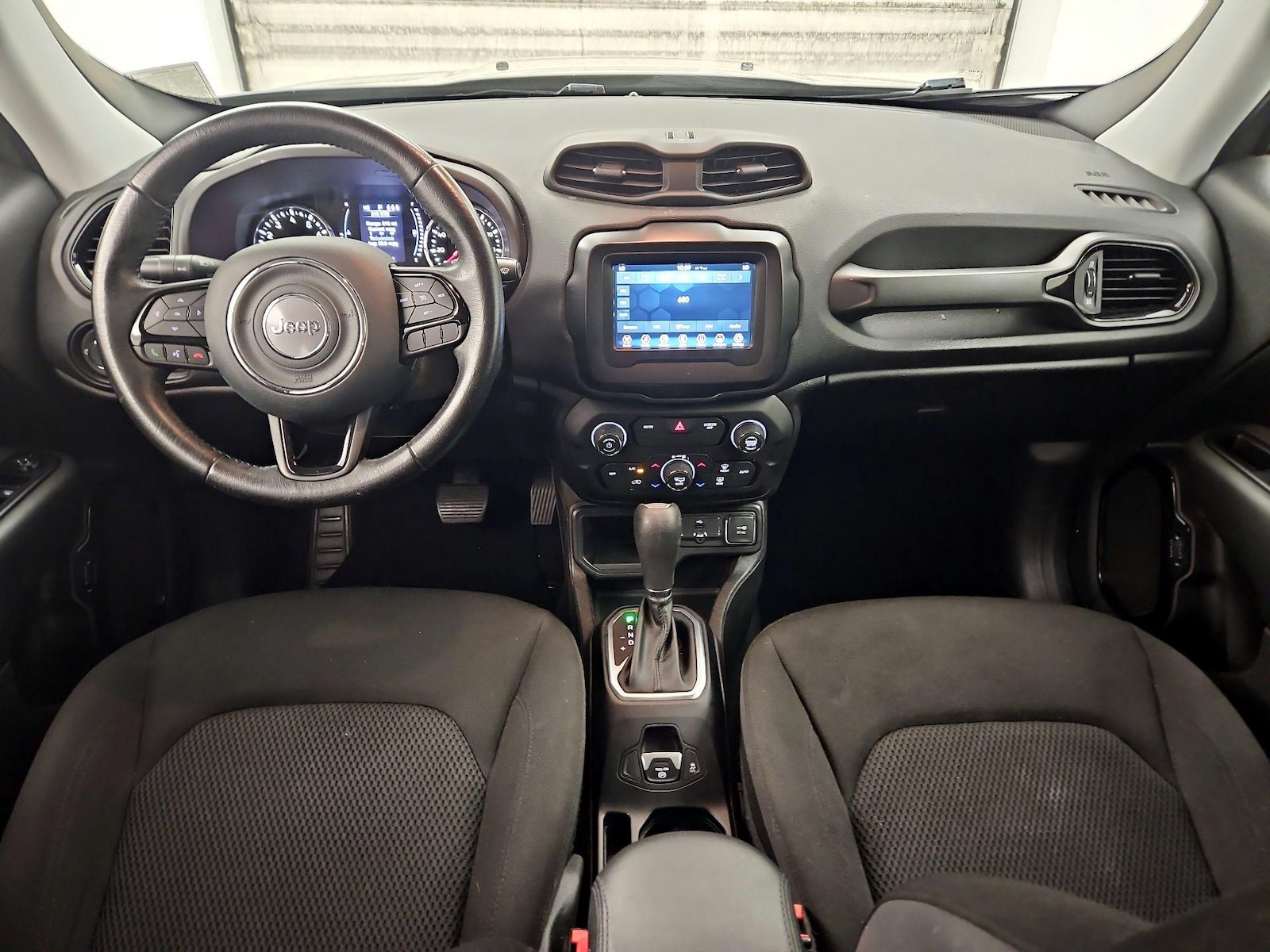 2019 Jeep Renegade Altitude Package - Photo 10