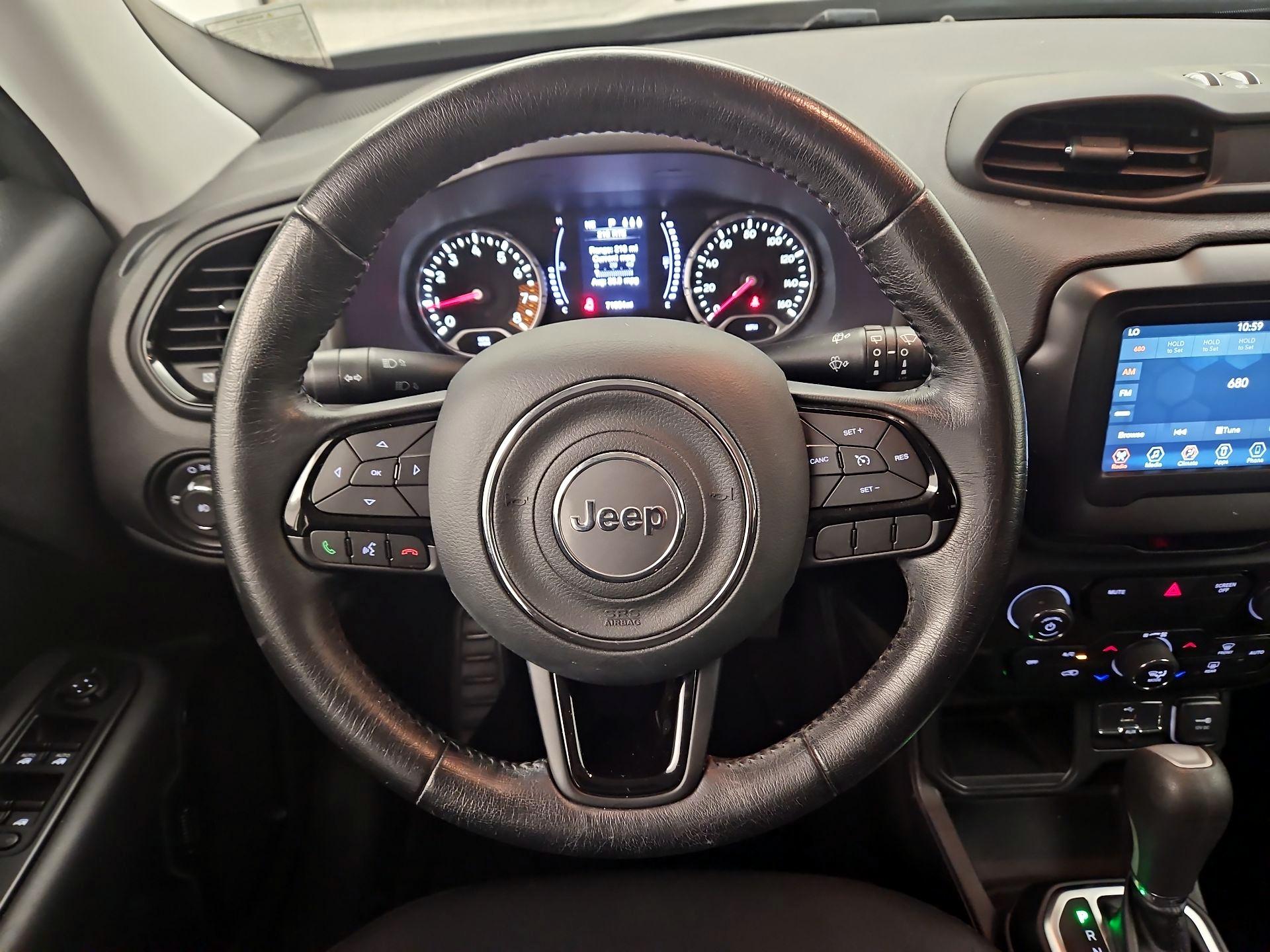 Thumbnail: 2019 Jeep Renegade - 10