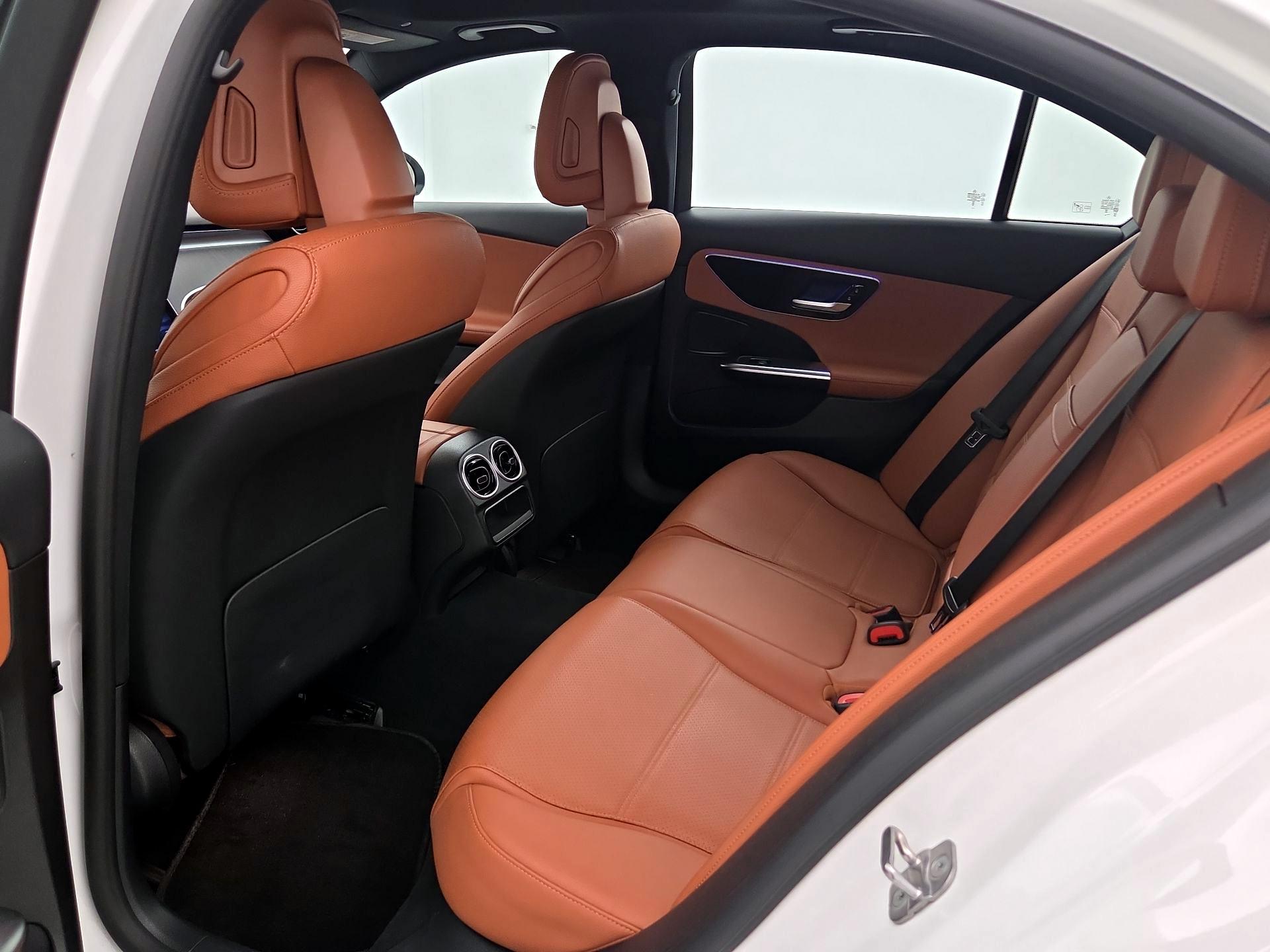 Thumbnail: 2025 Mercedes-Benz C-Class - 19