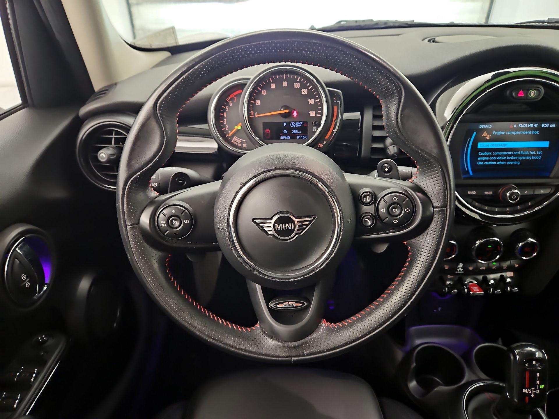 Thumbnail: 2020 MINI Cooper Hardtop - 10