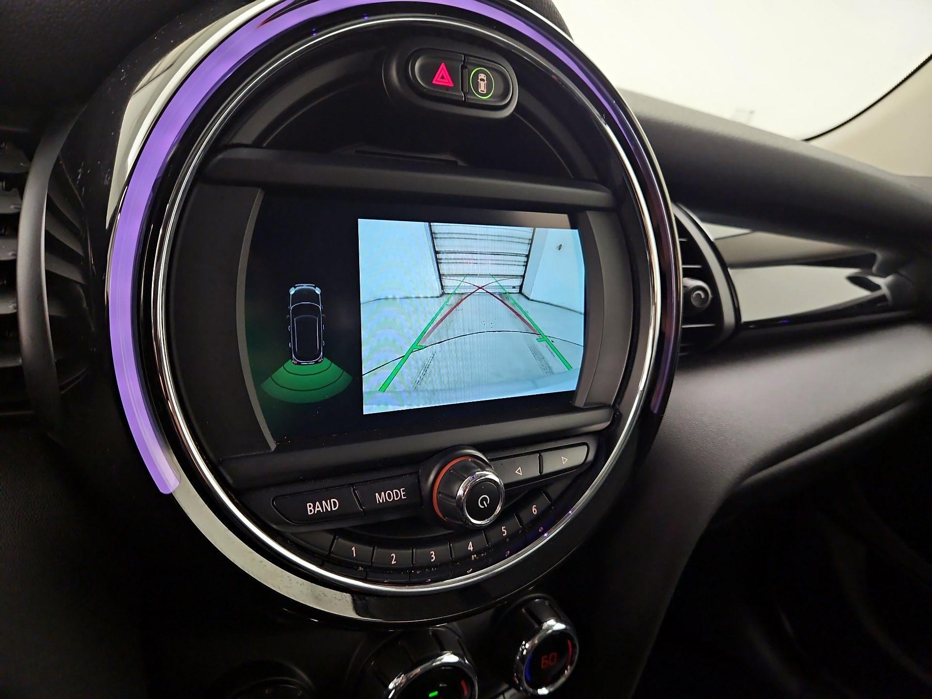 Thumbnail: 2020 MINI Cooper Hardtop - 13