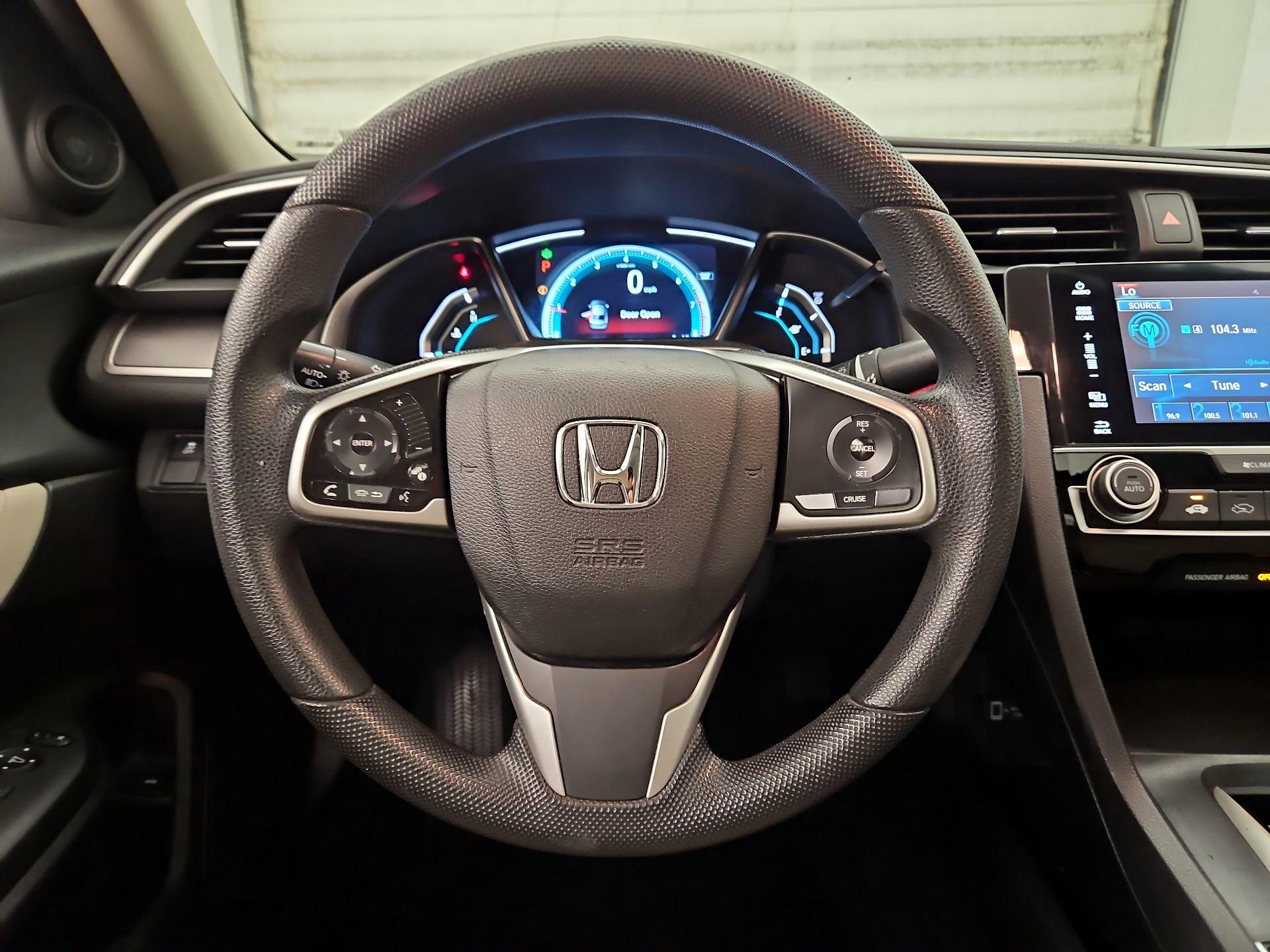 Thumbnail: 2017 Honda Civic - 10