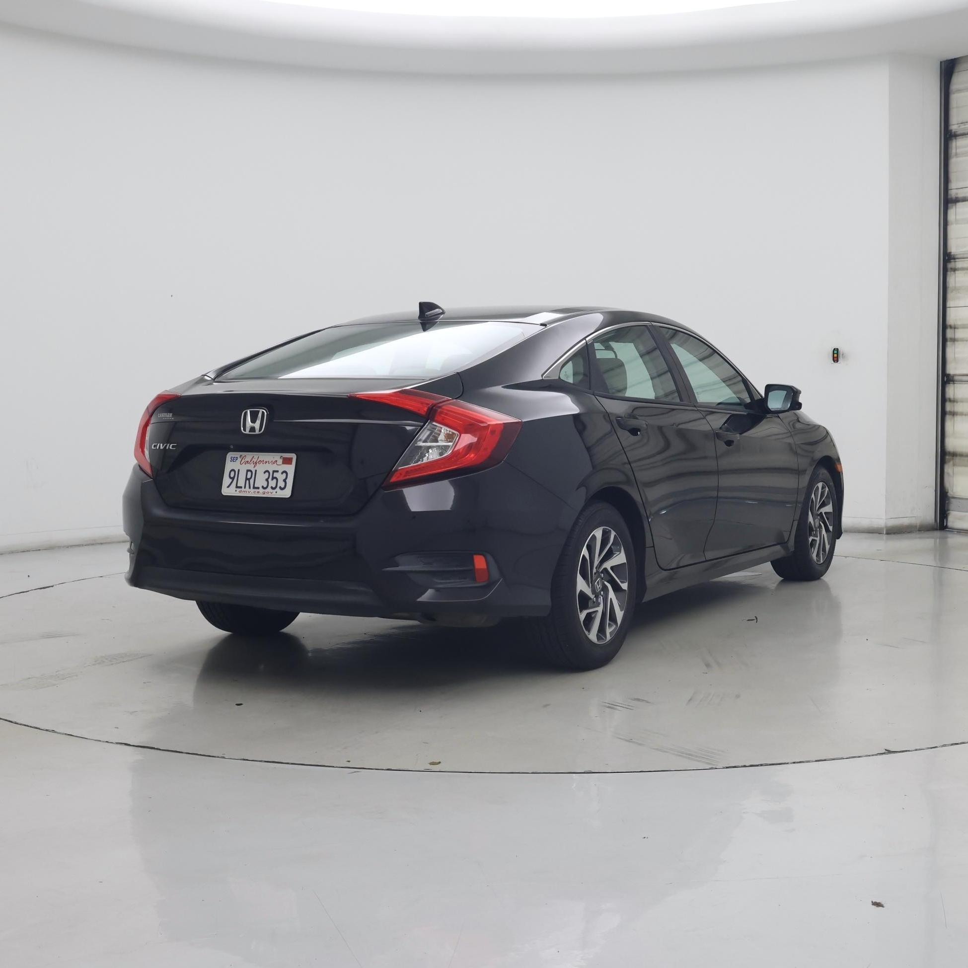 Thumbnail: 2017 Honda Civic - 8