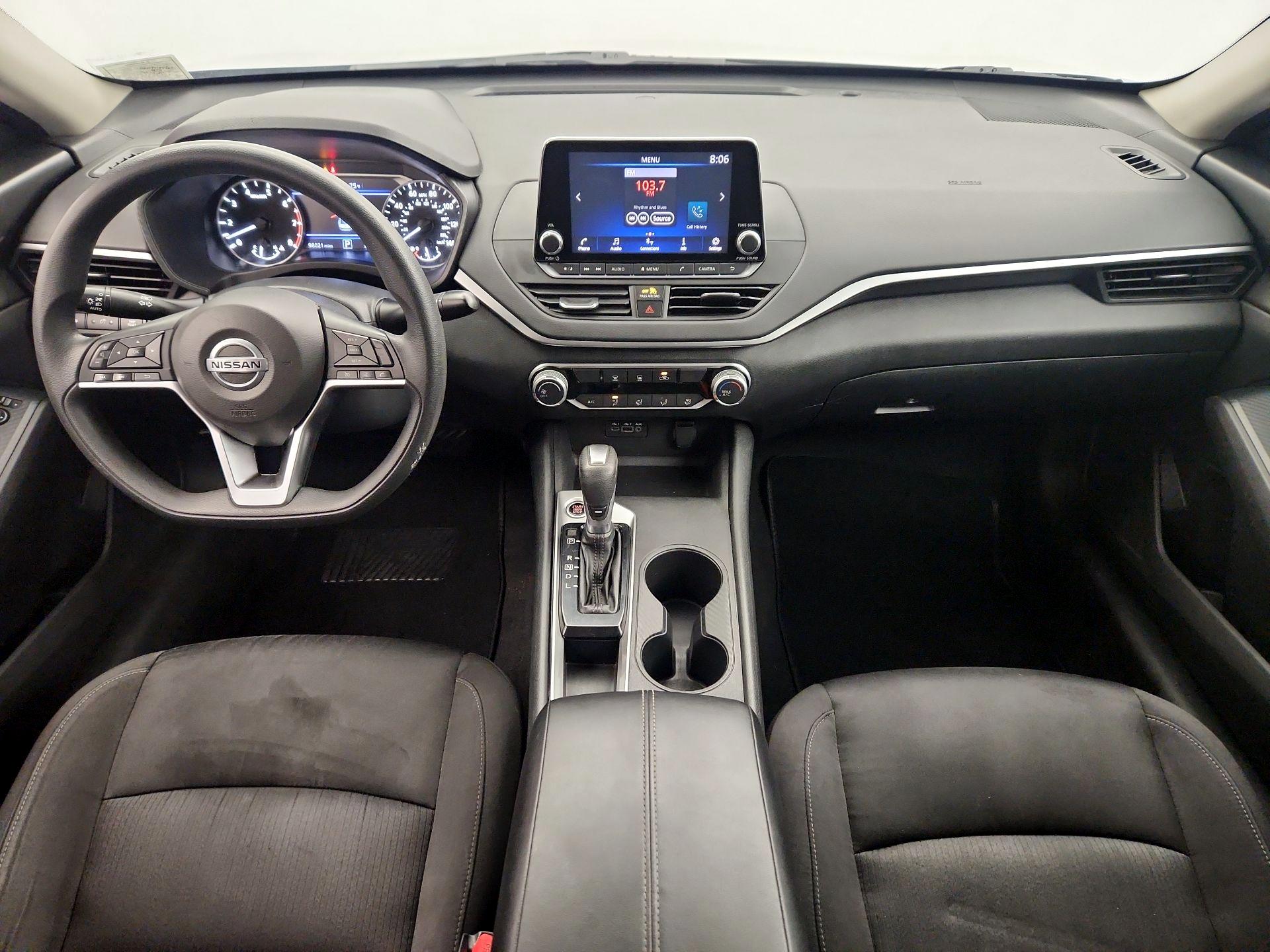 Thumbnail: 2020 Nissan Altima - 9