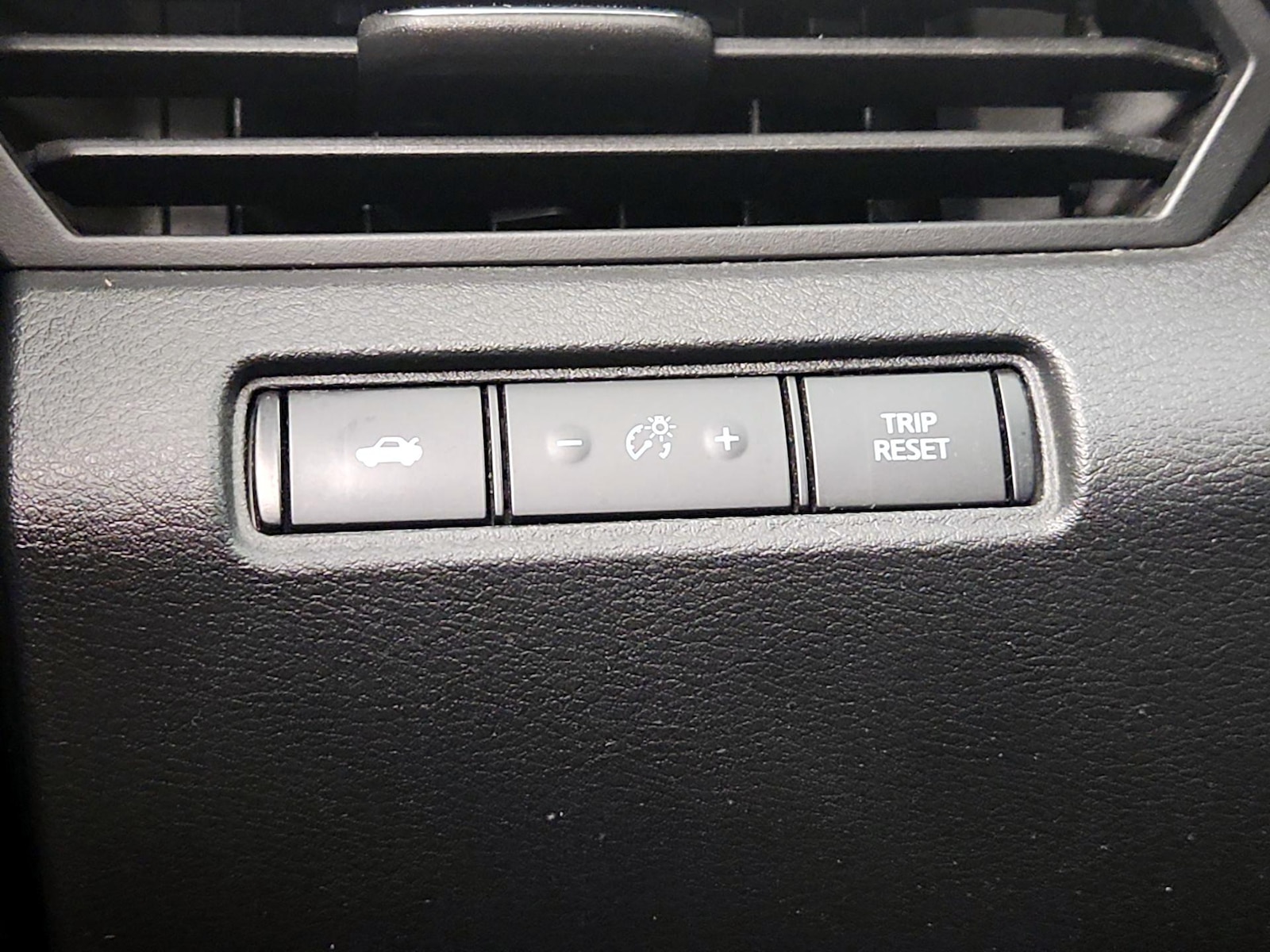 2020 Nissan Altima S - Photo 14