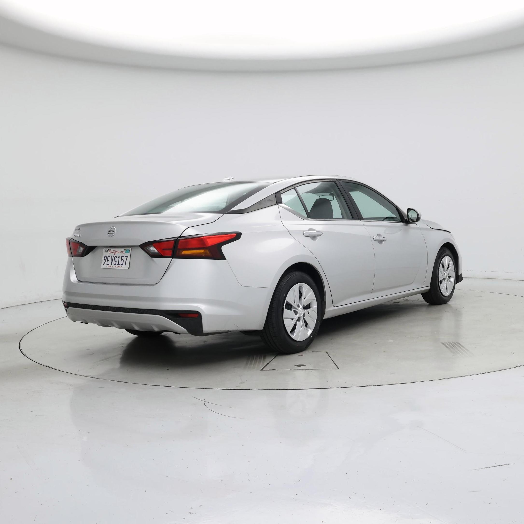 Thumbnail: 2020 Nissan Altima - 8