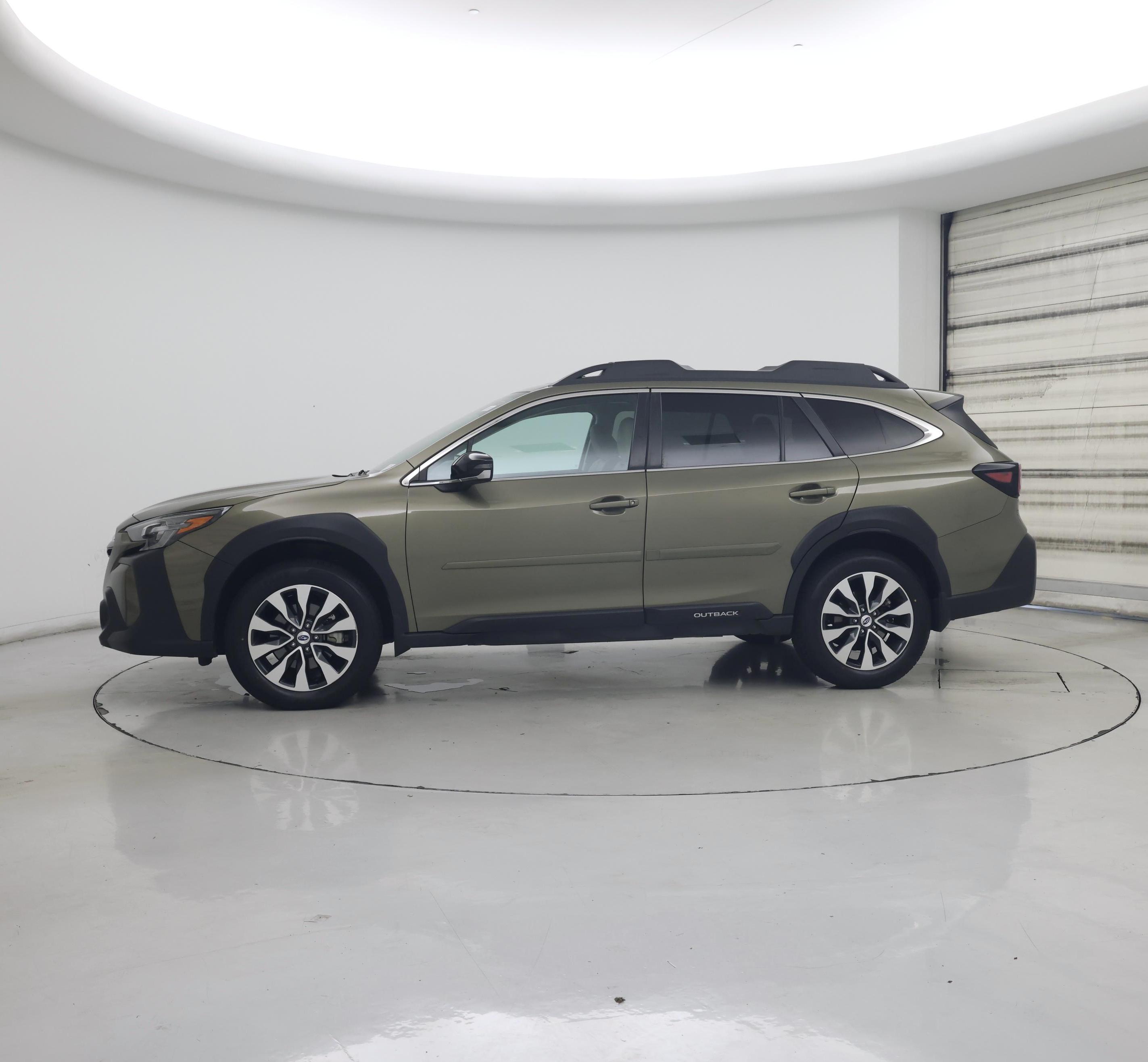 Thumbnail: 2023 Subaru Outback - 3