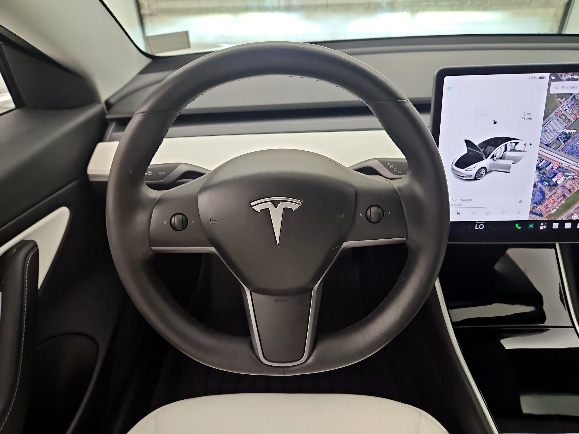 Thumbnail: 2020 Tesla Model 3 - 10